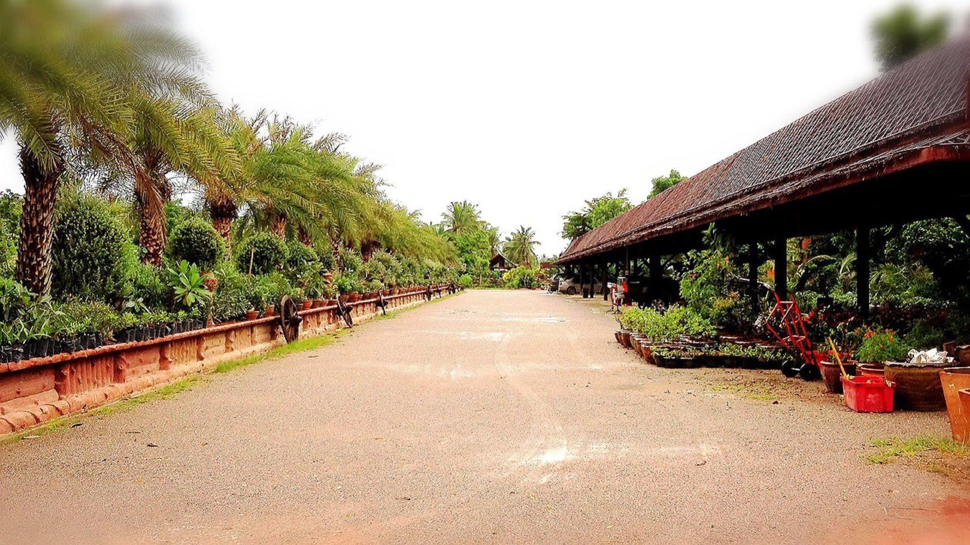 Jaroenrat 3* Samut Songkhram