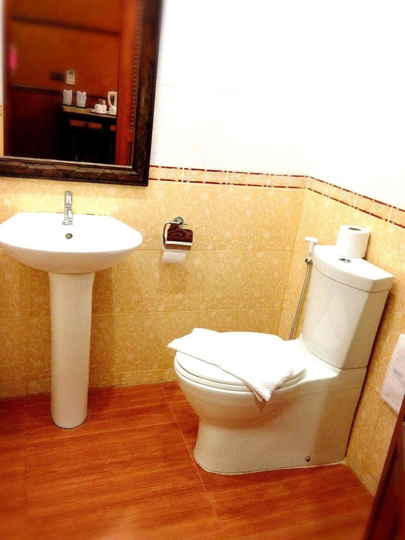 Resort Jaroenrat Samut Songkhram