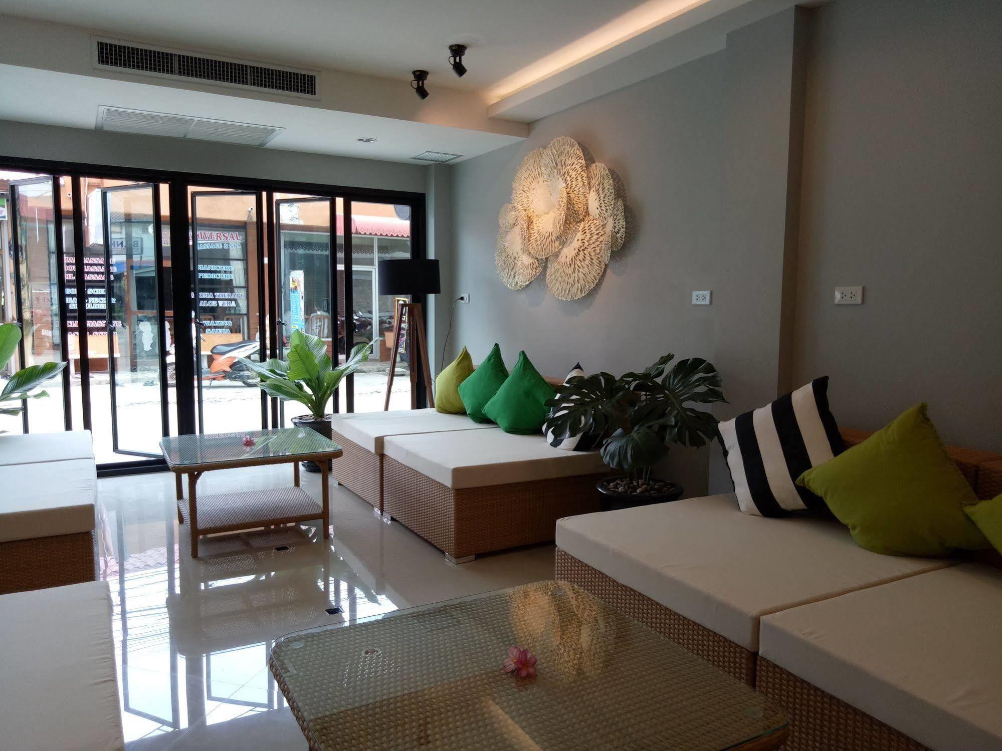 Phangan Pearl * Haad Rin