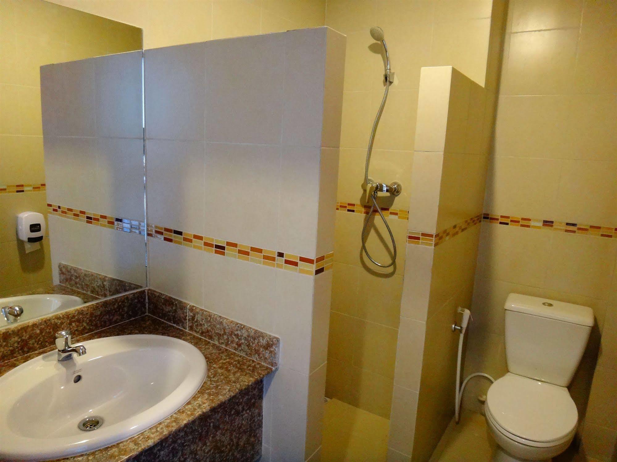 Phangan Pearl Hostel