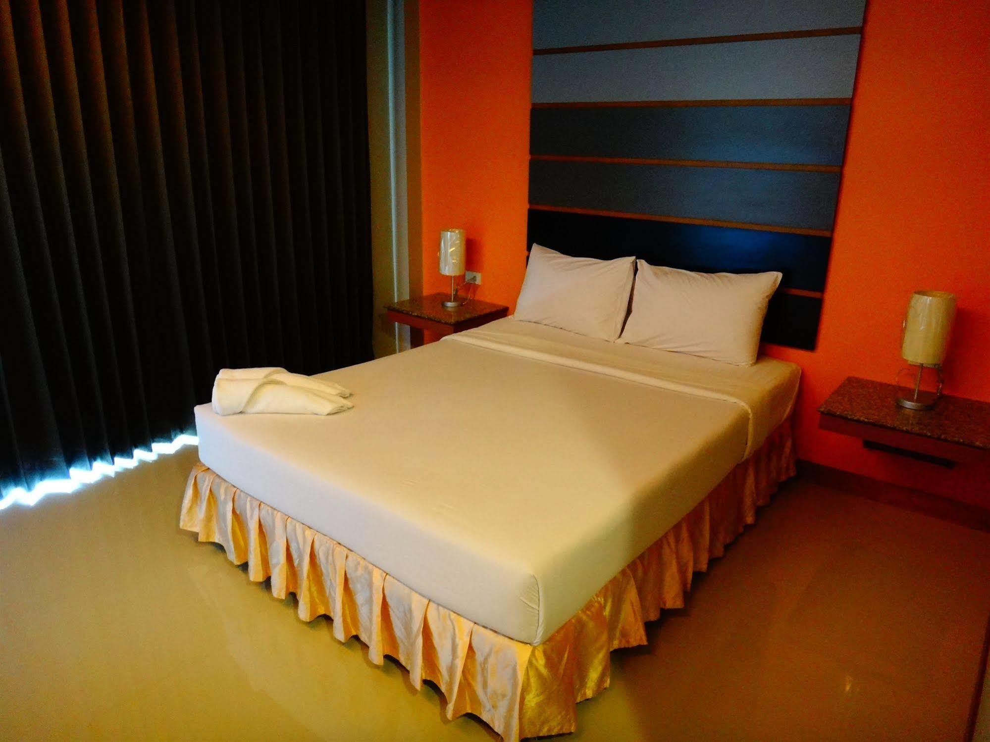 Phangan Pearl Hostel
