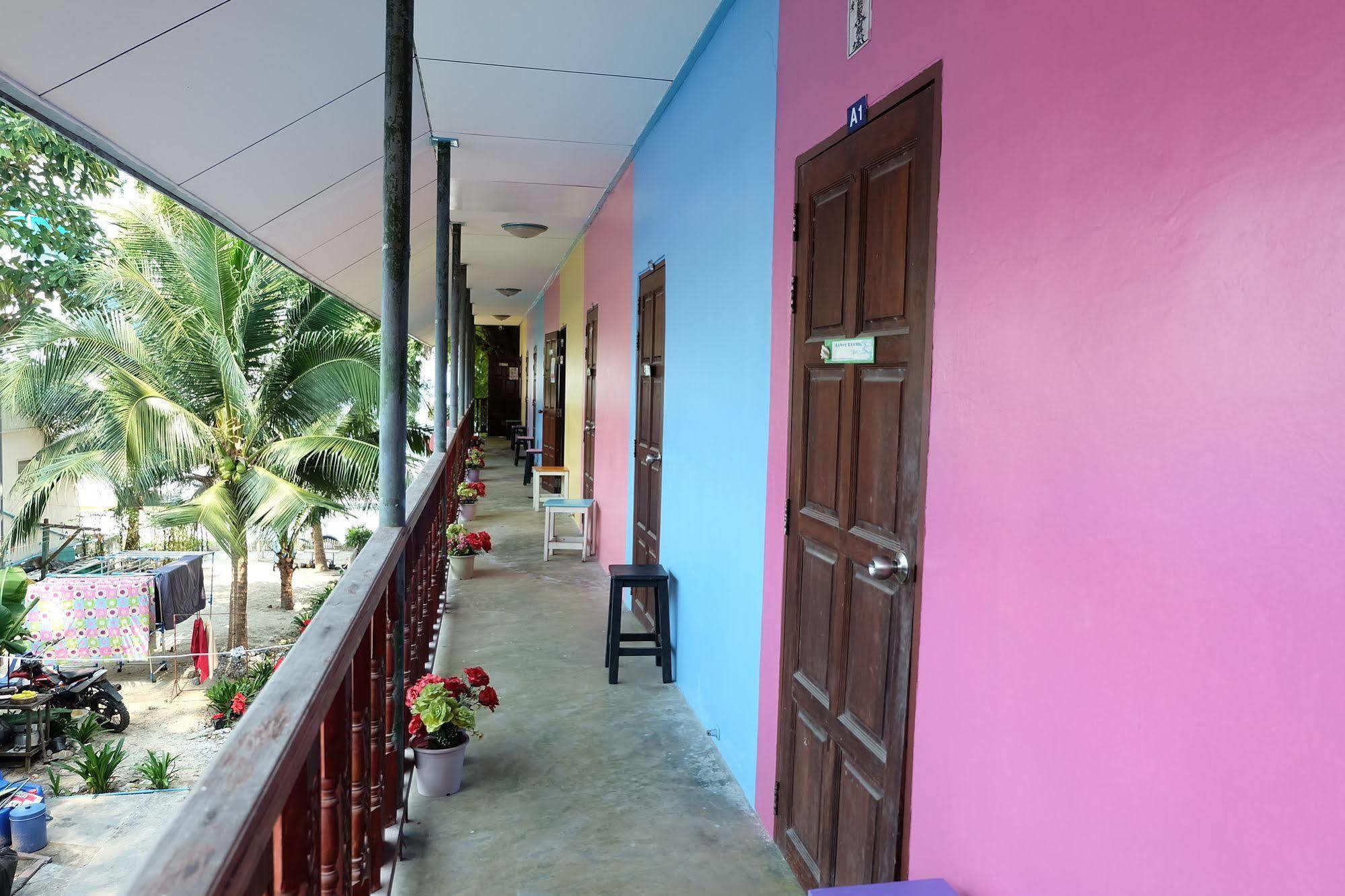 I-talay Zone Sea Resort 2*