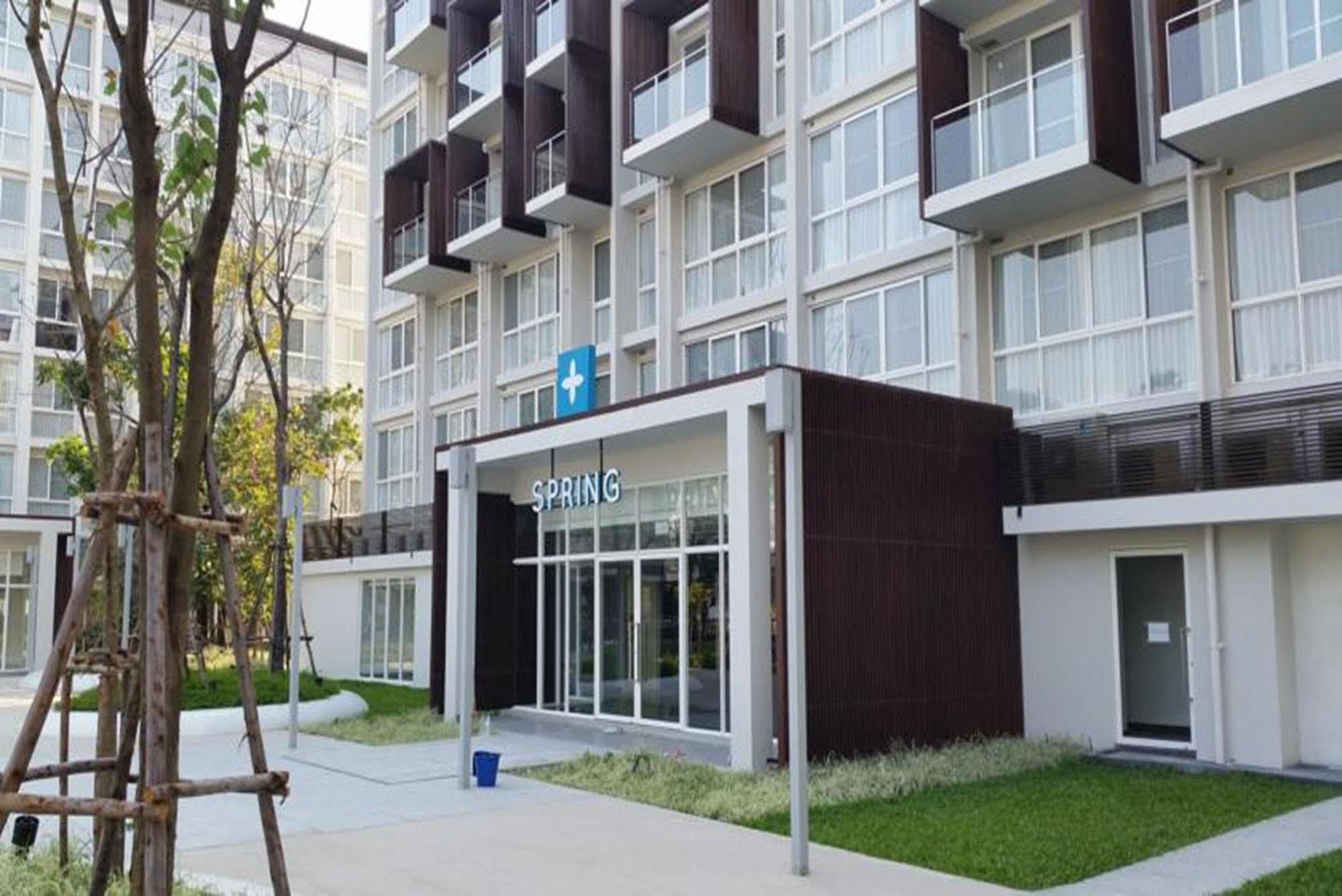 The Idle And Hotel Khlong Luang