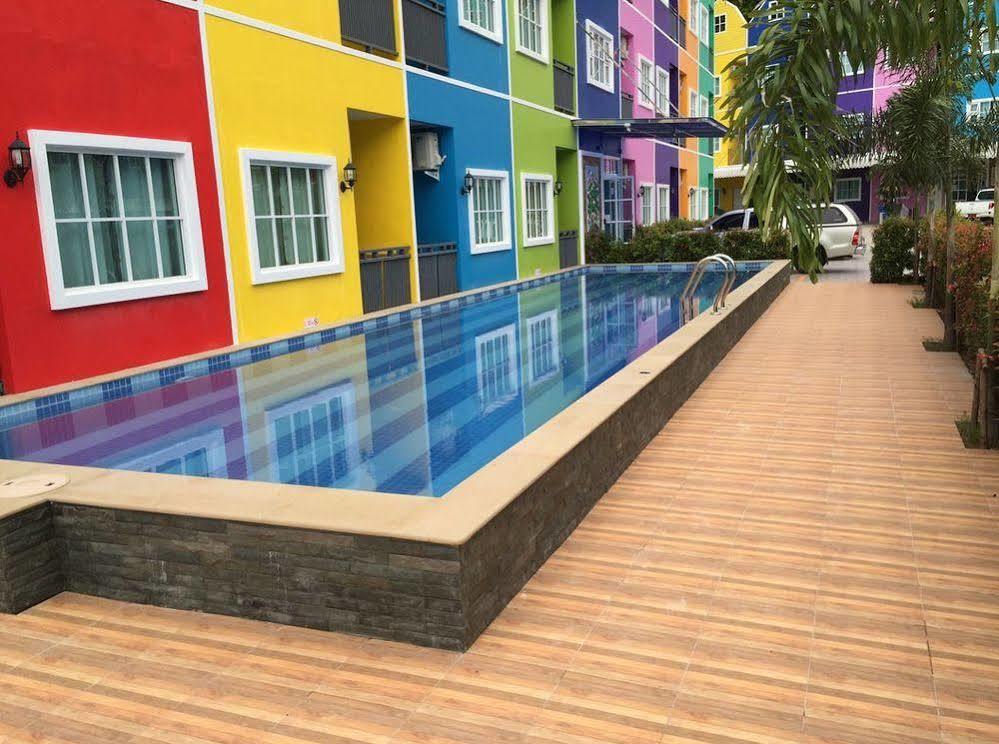 Hotel Holland Phuket