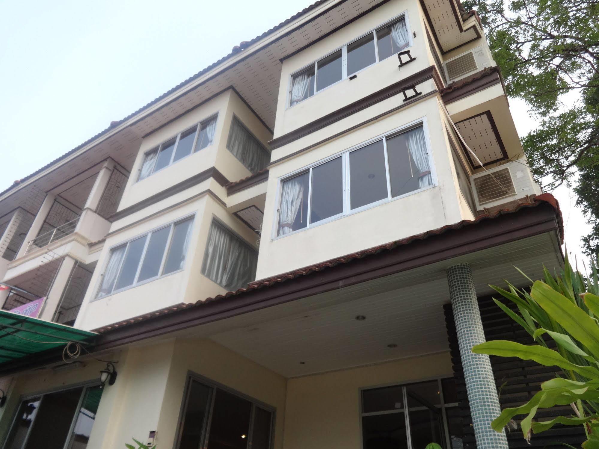 Pornthep 2 Hotel 2*