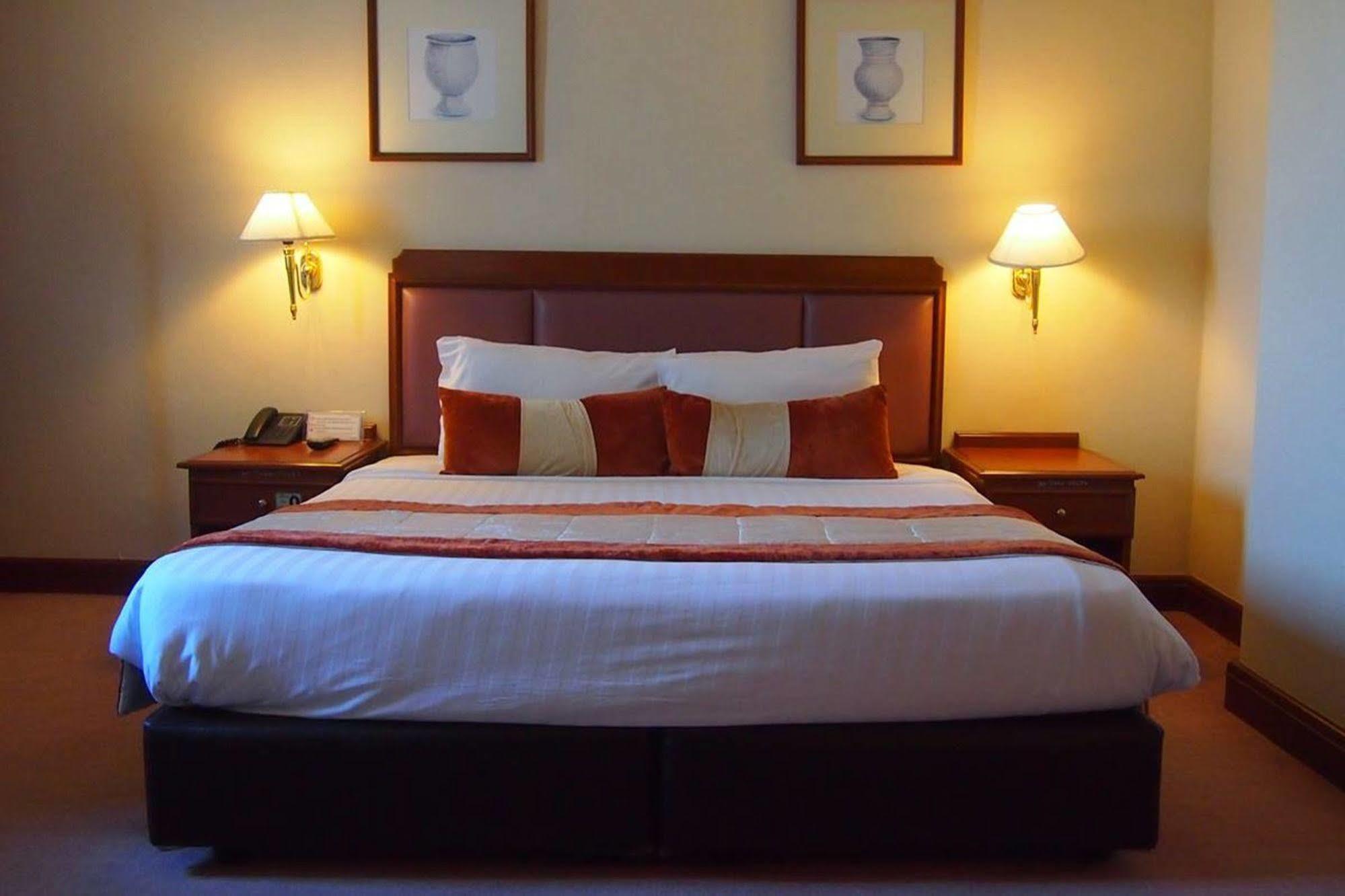 Topland & Convention Centre Hotel 4*