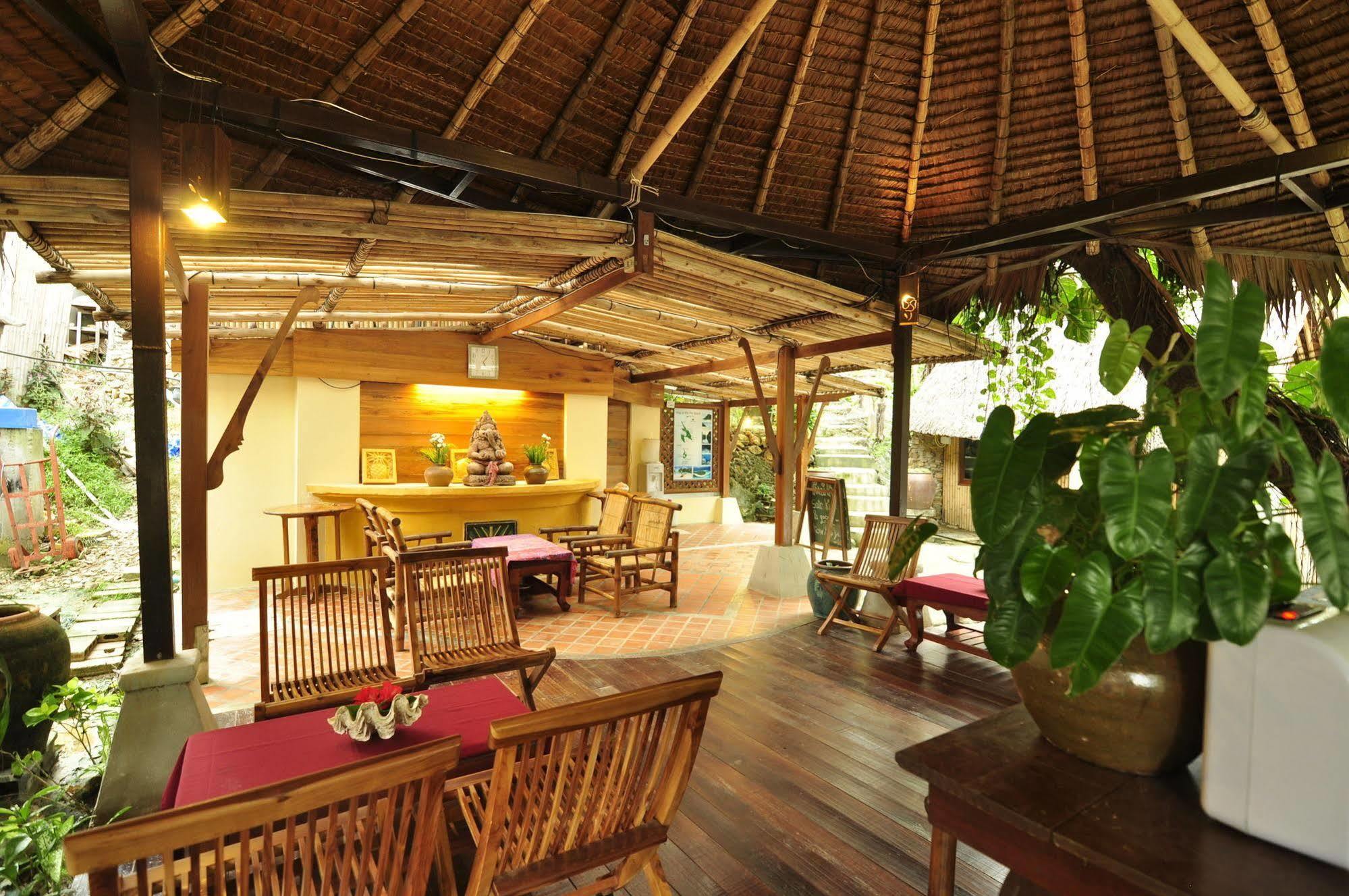 Chunut House Hostel *