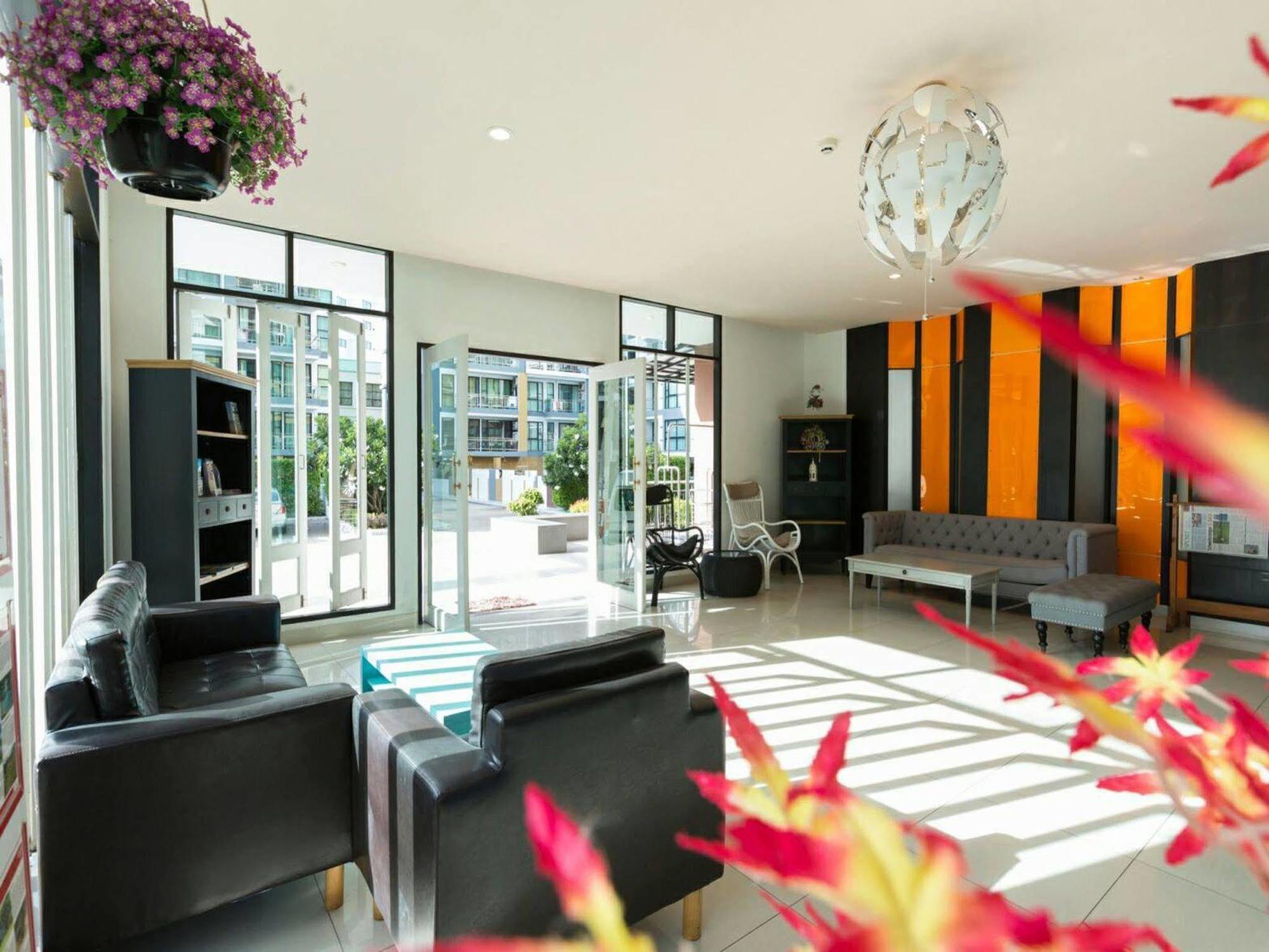 Neo Hotel