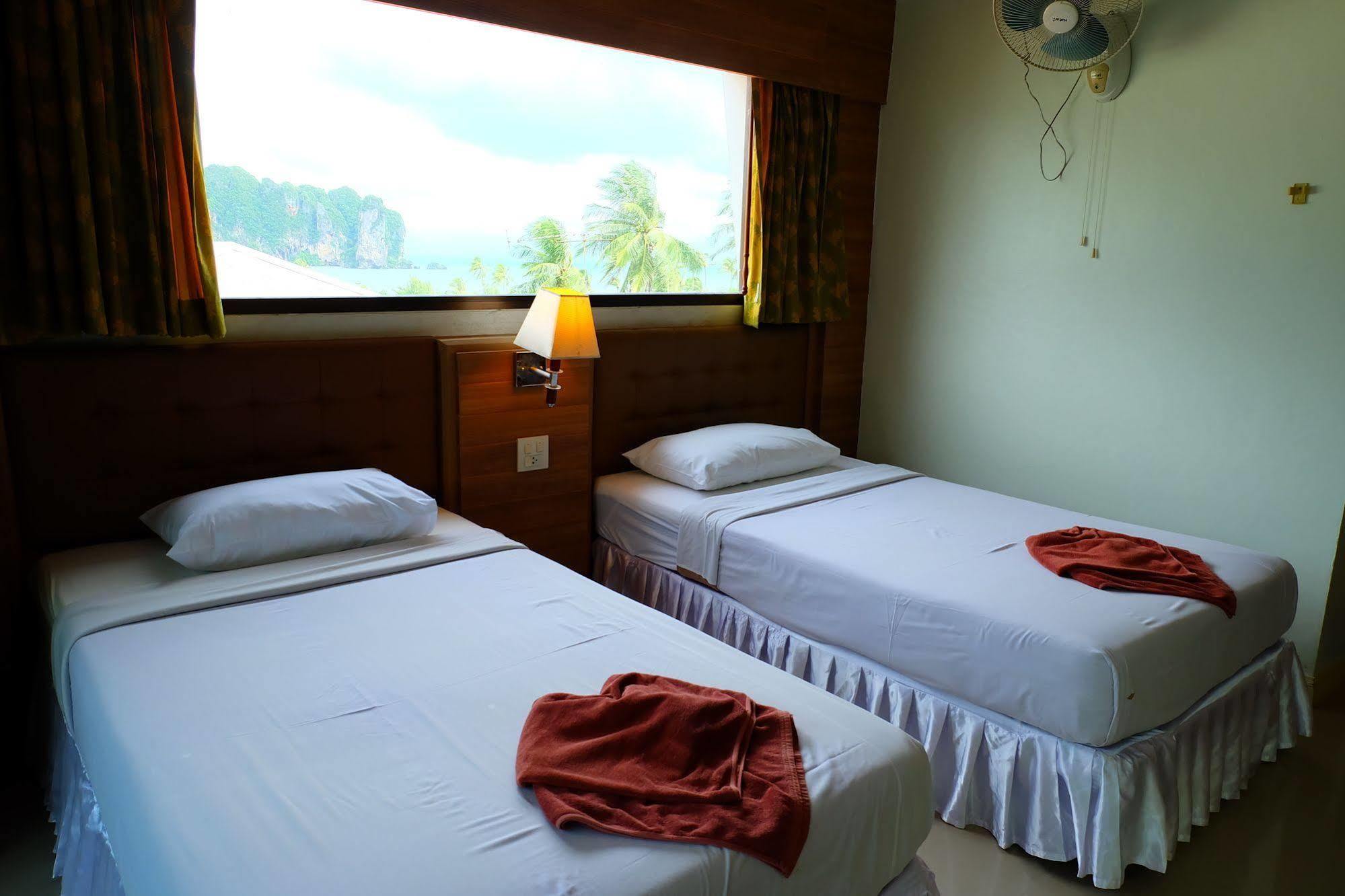 Aonang View Hostel *