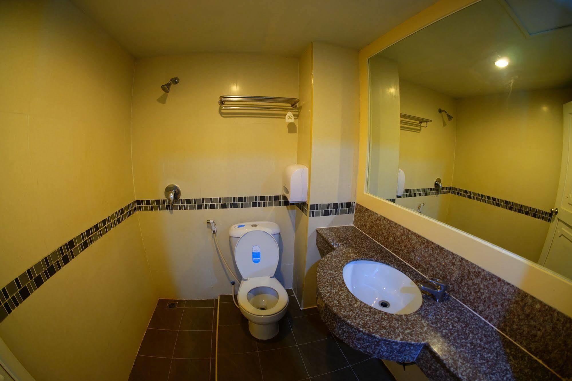 Aonang View Hostel Ao Nang