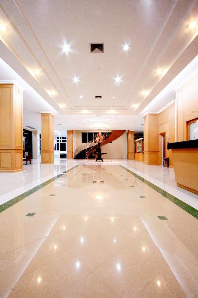 Morakot Twin Chumphon