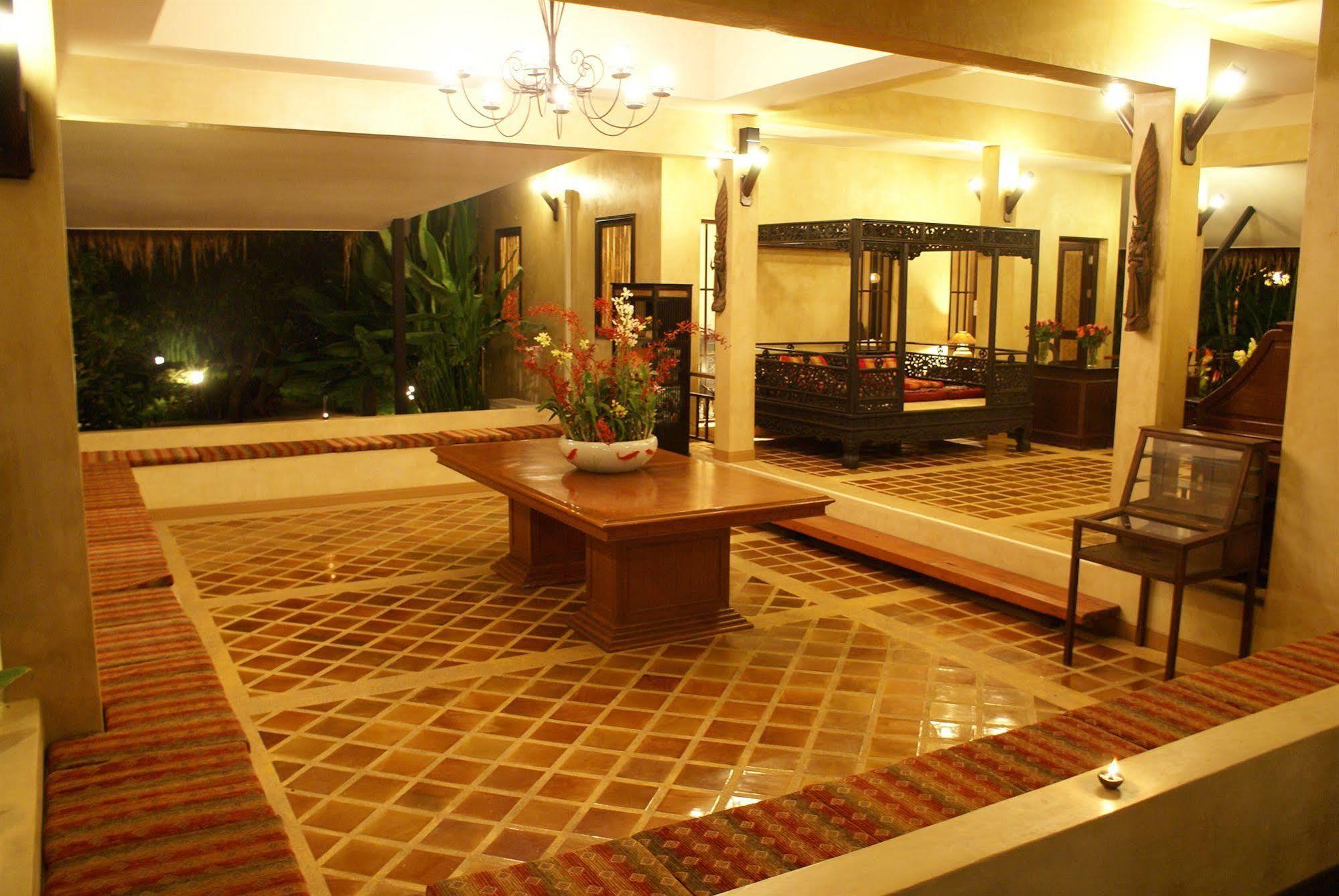 Holiday park Ingnatee Pathum Thani