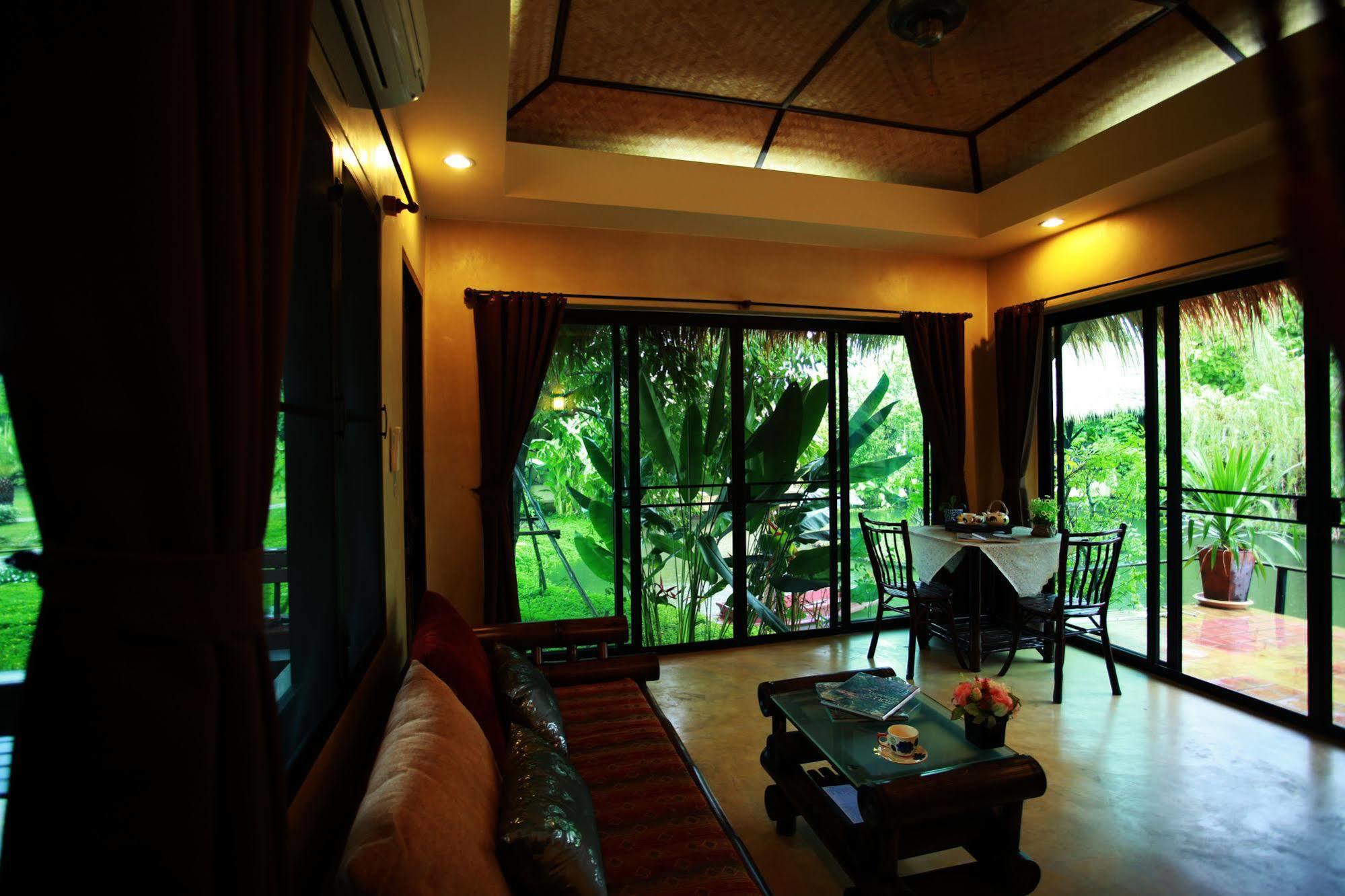 Holiday park Ingnatee 3*