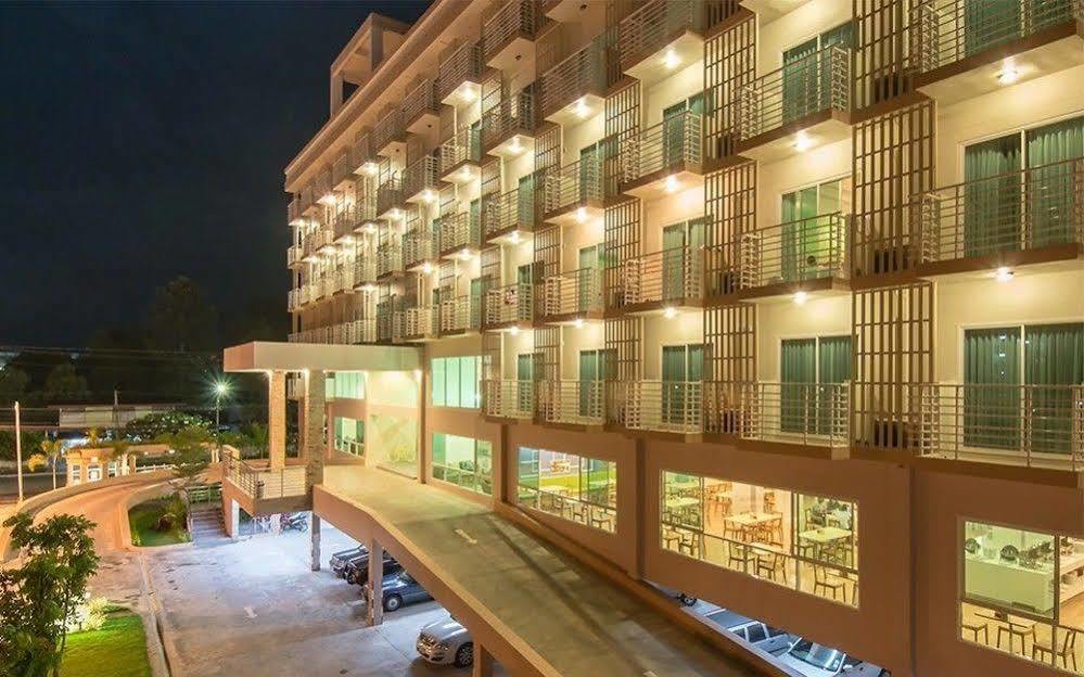 Prachuap Grand Hotel