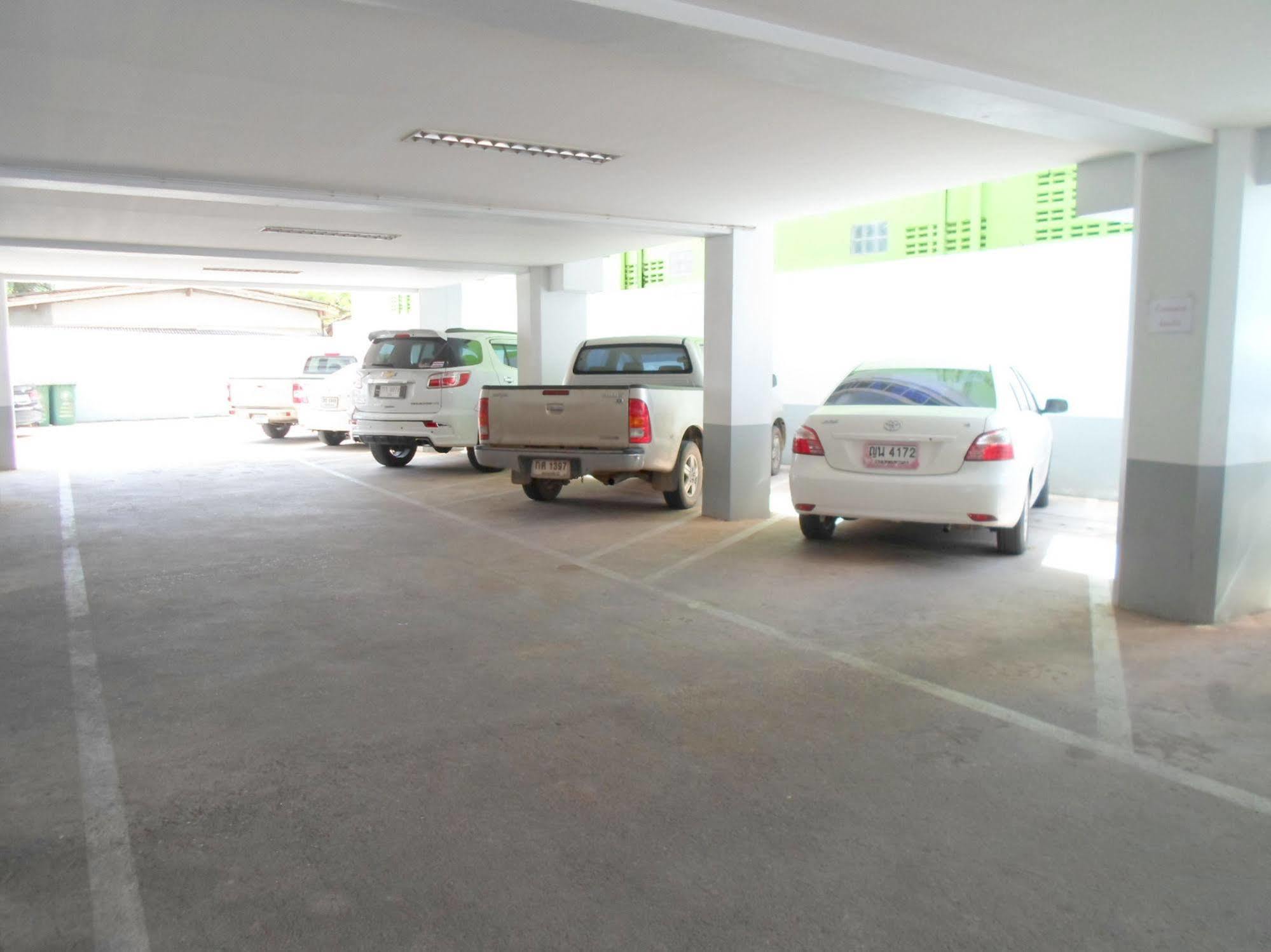 Hotel Leamsai Surat Thani