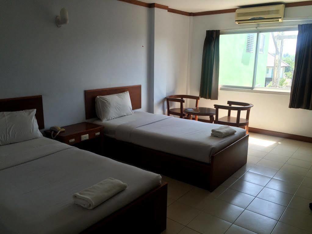 Leamsai Hotel Surat Thani