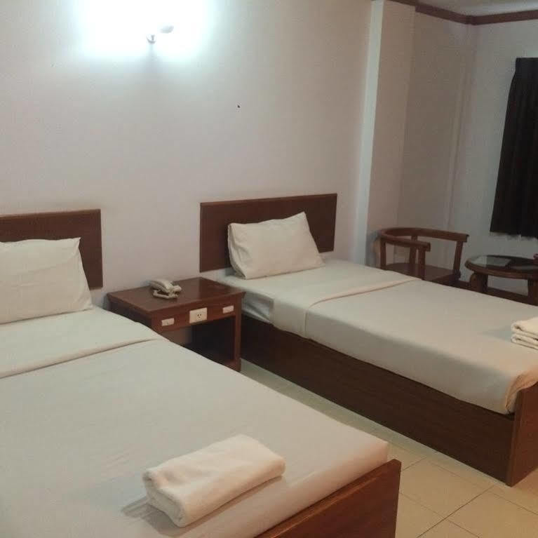 Hotel Leamsai Surat Thani