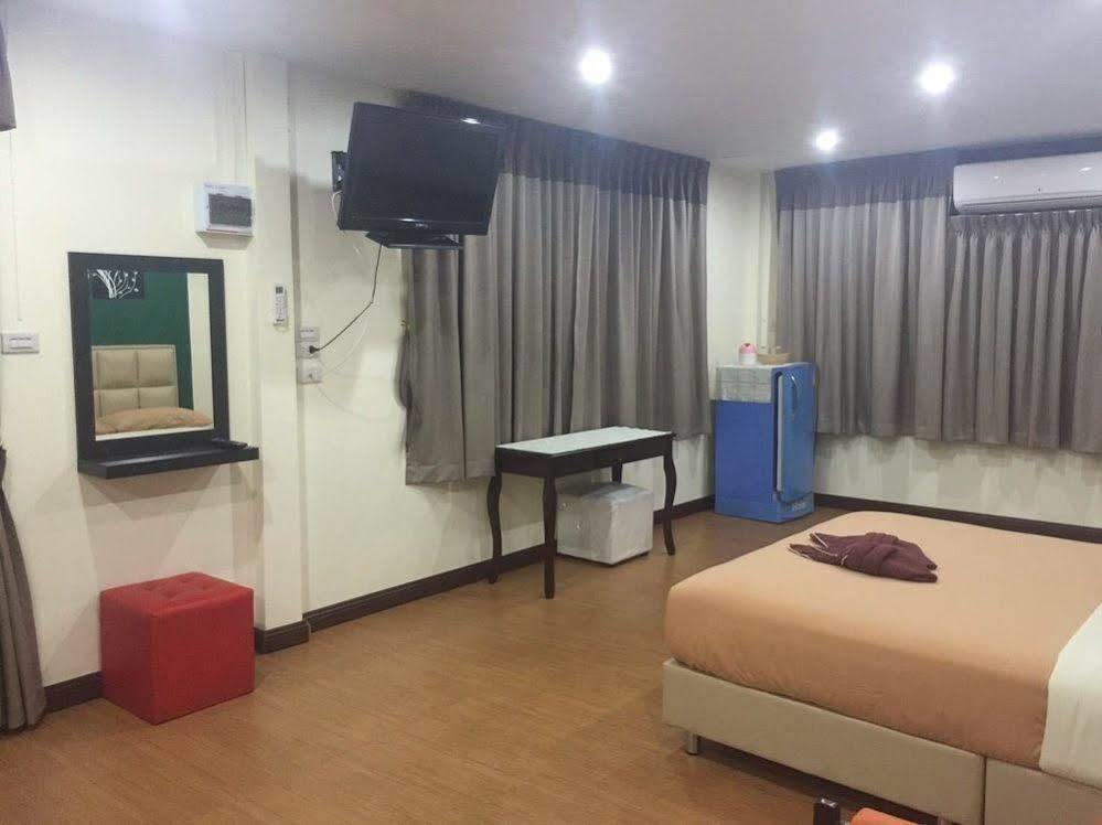 May Apartment 2*