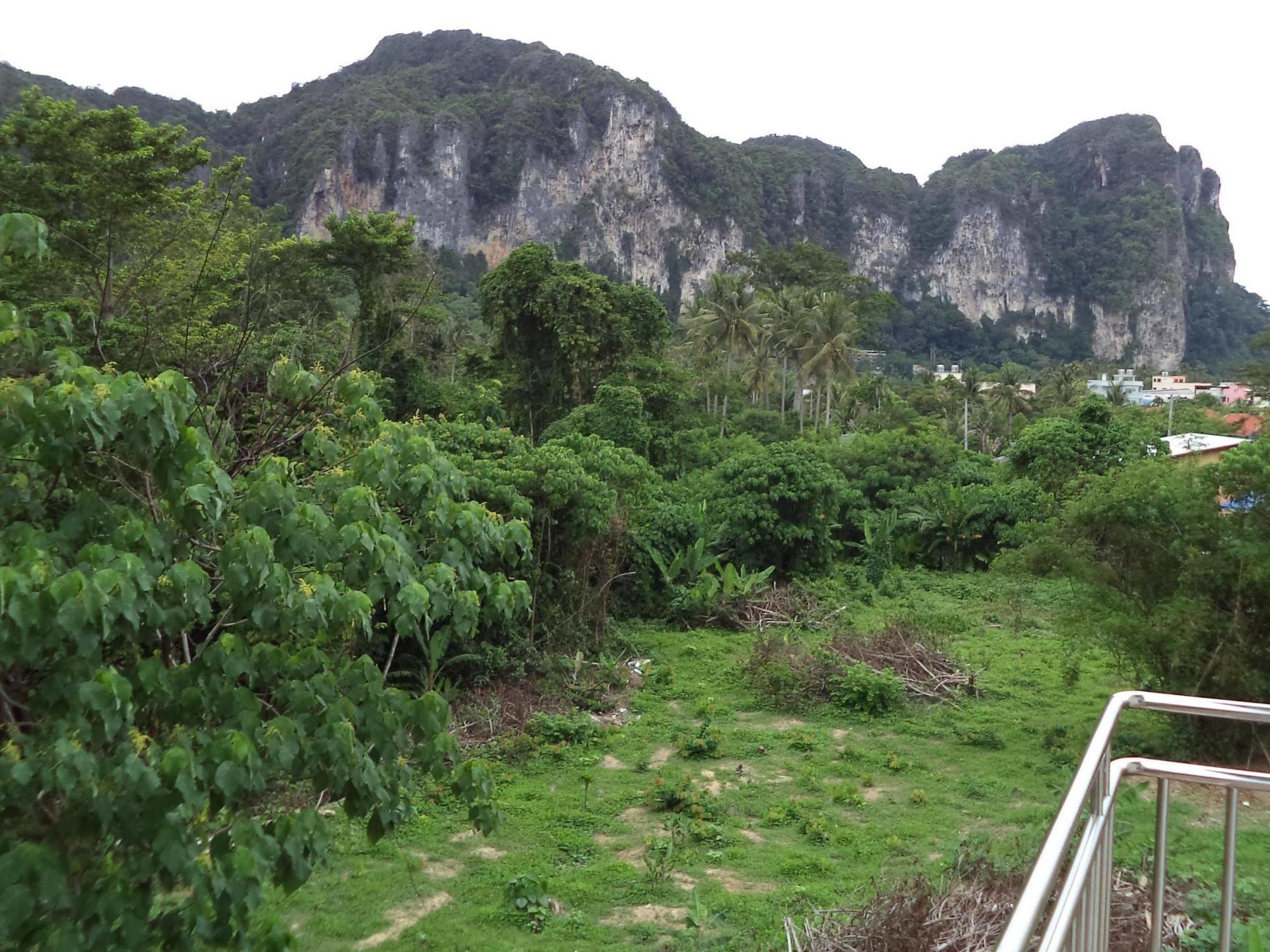 Blanco And Ao Nang