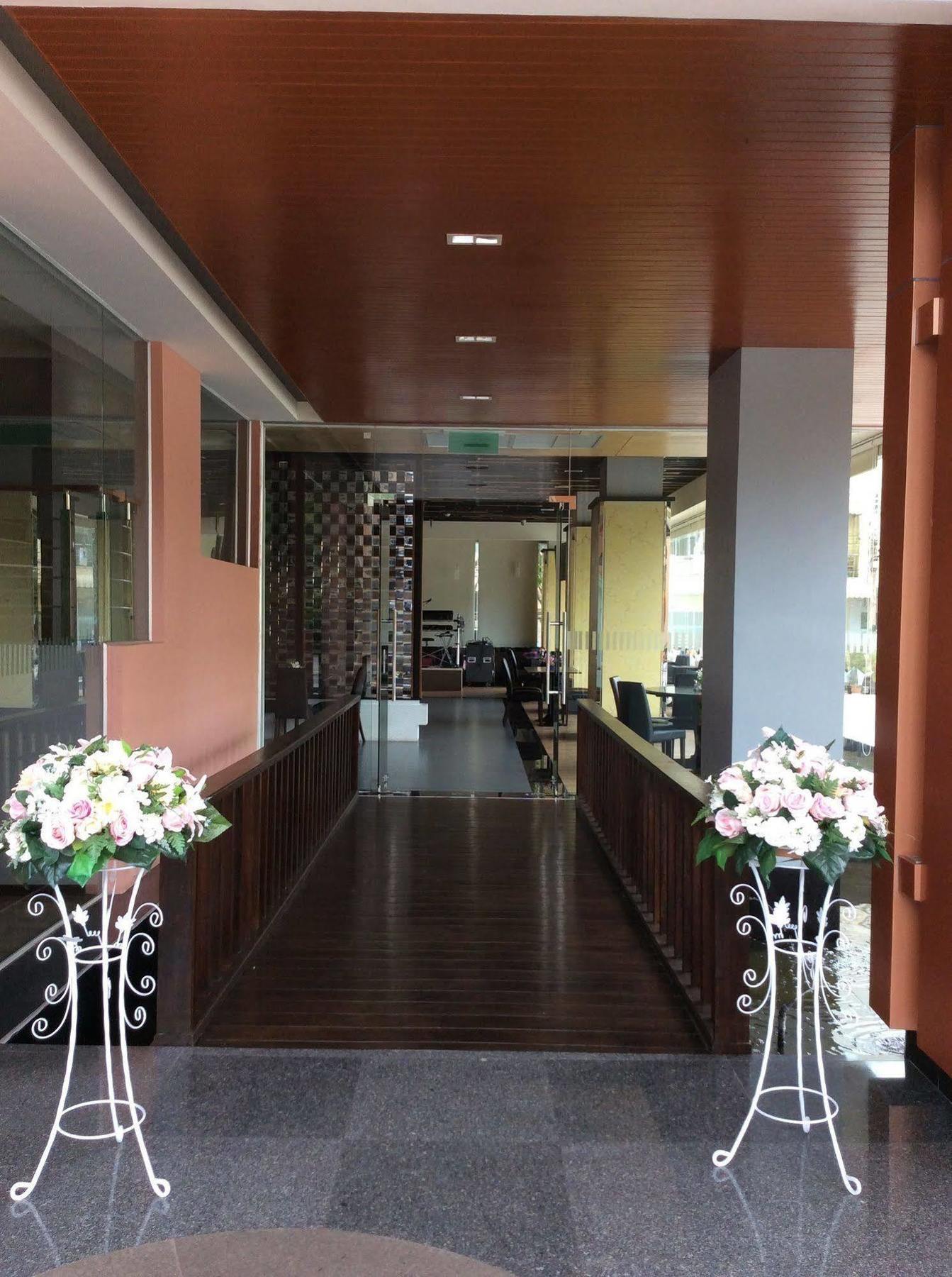Hotel Grand Oliver Danok