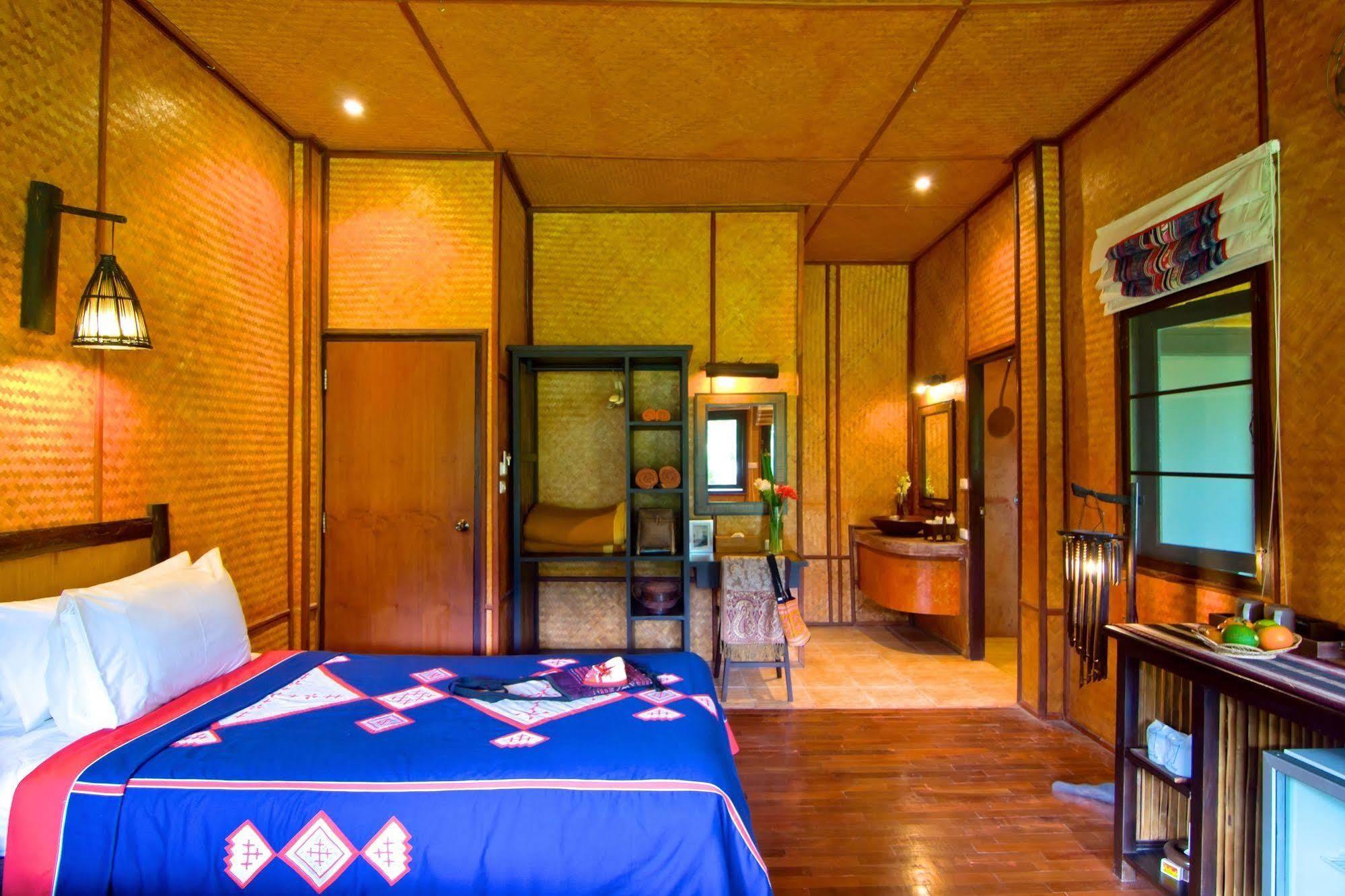 Hmong Hilltribe Lodge