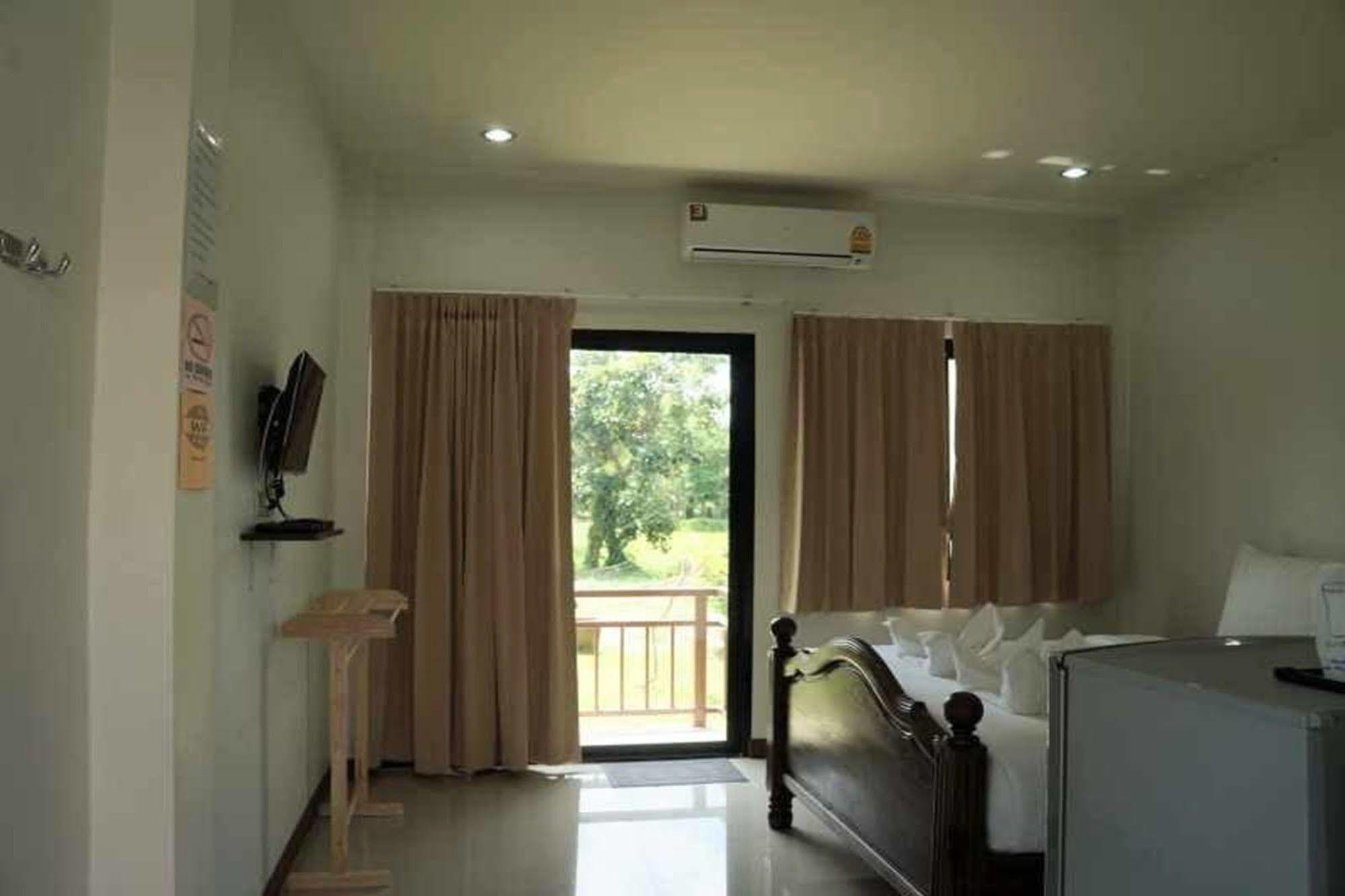 Resort Suanmak 3*