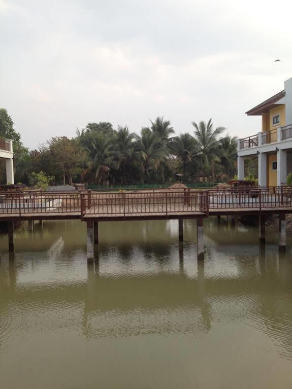 Suanmak Resort Nang Rong