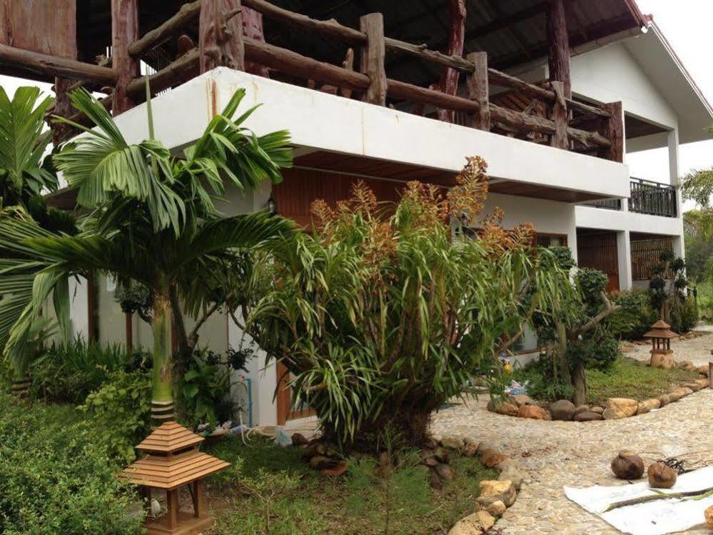 Pratum Khao Lak