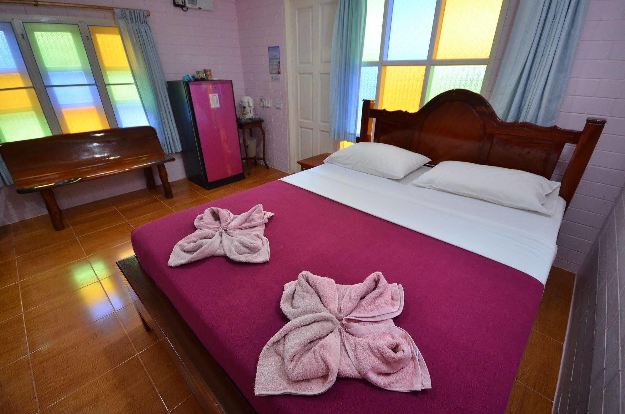 Samet Bellhouse Resort
