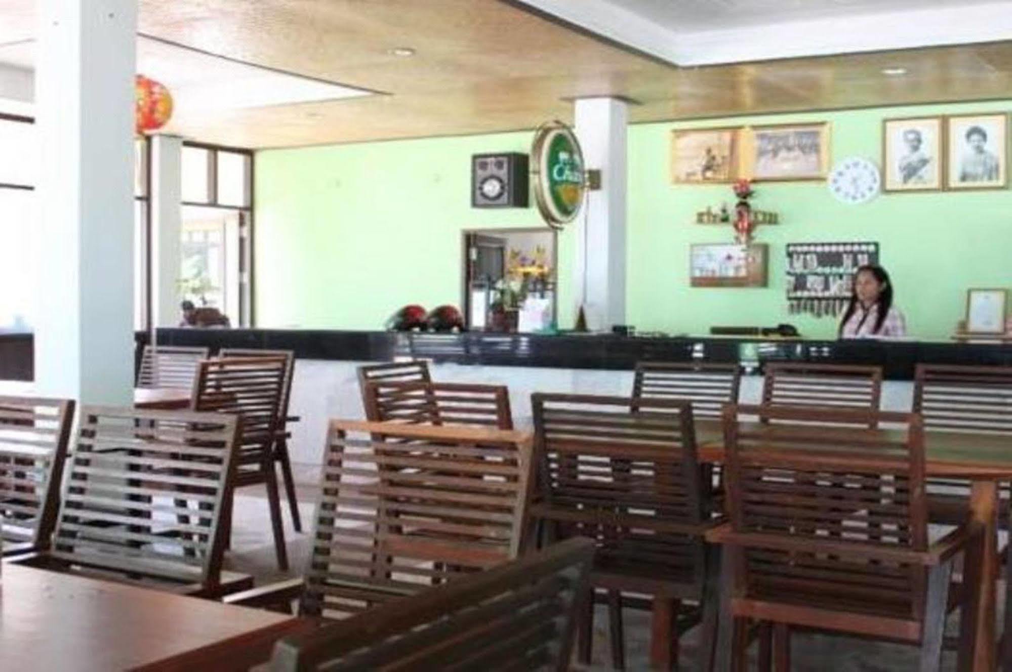Sunrise Hotel Khanom
