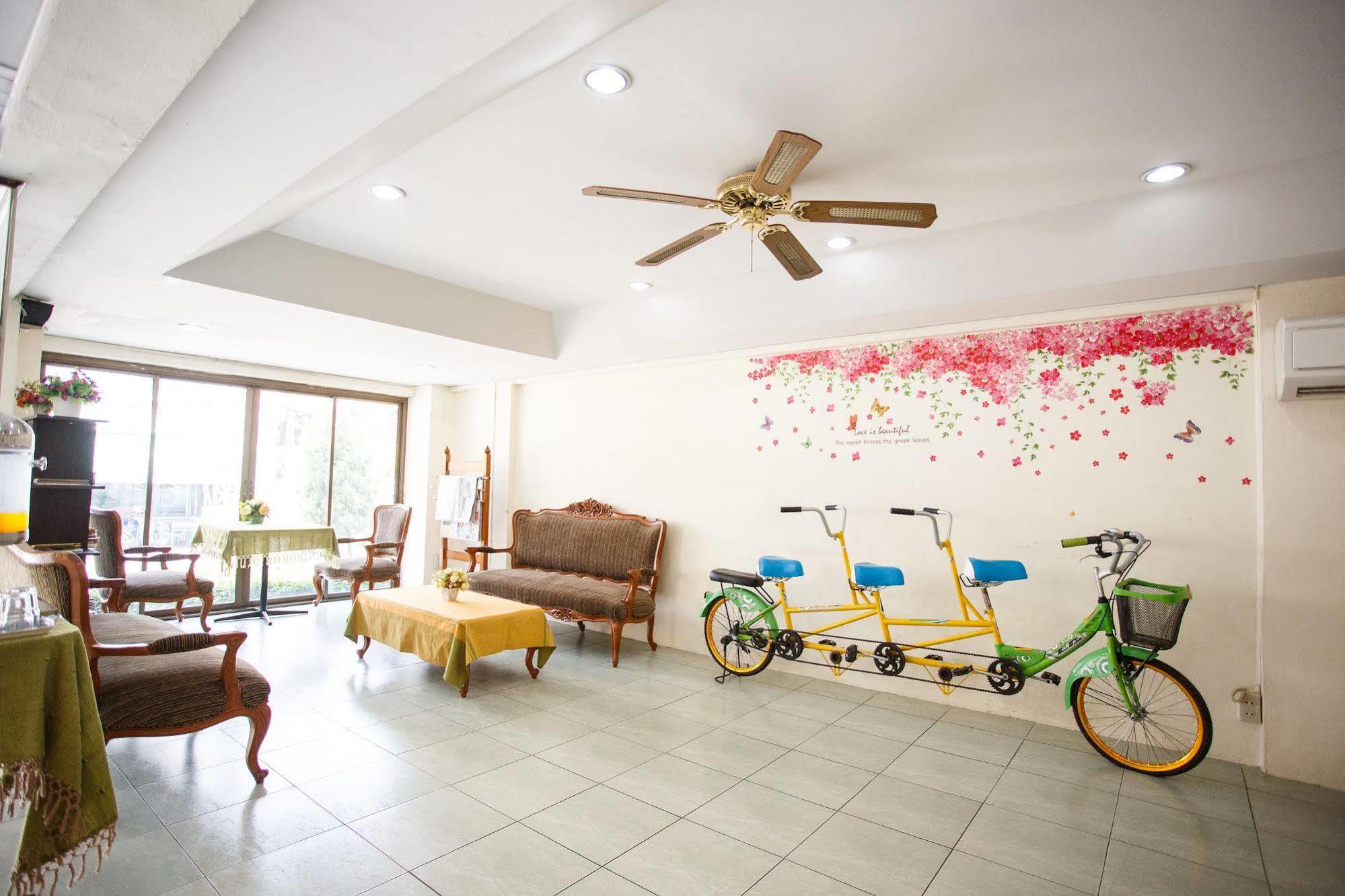 Hotel Regent Ngamwongwan