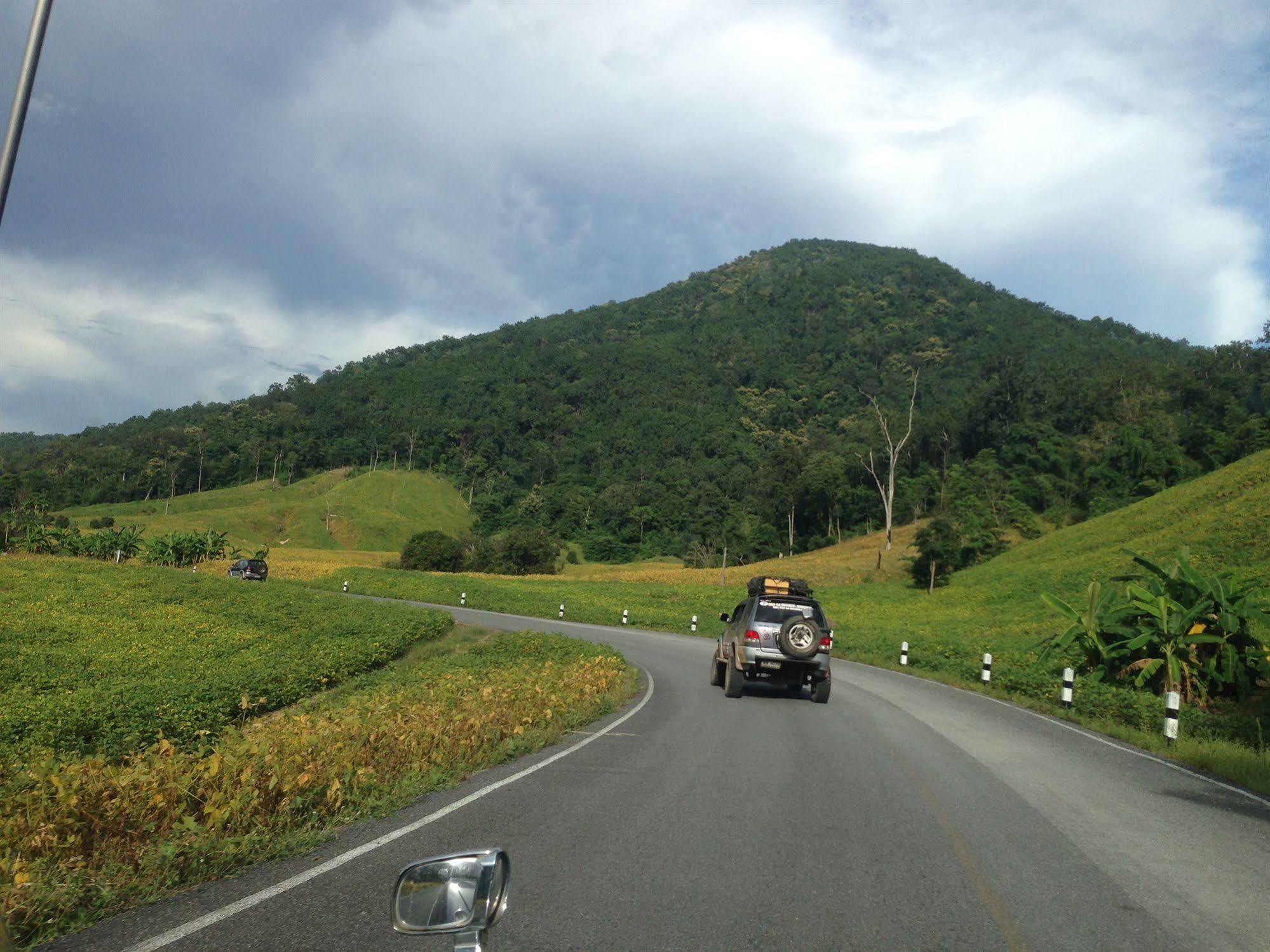 Karen Hill Tribe Resort Ban Yang Mae Sa