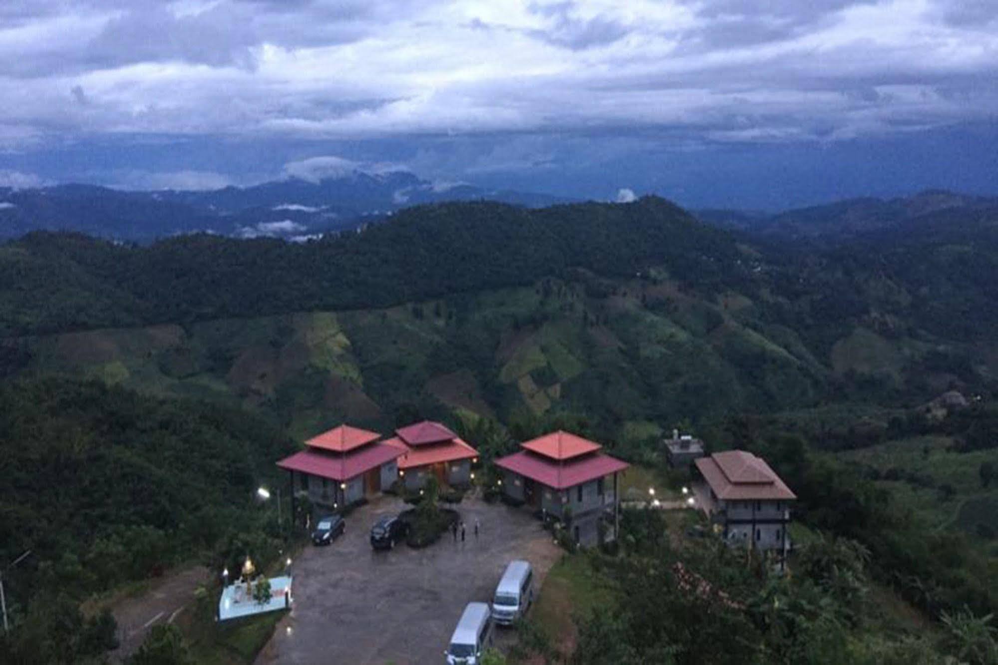 Resort Phumektawan ภูเมฆตะวัน Hotel&restaurant