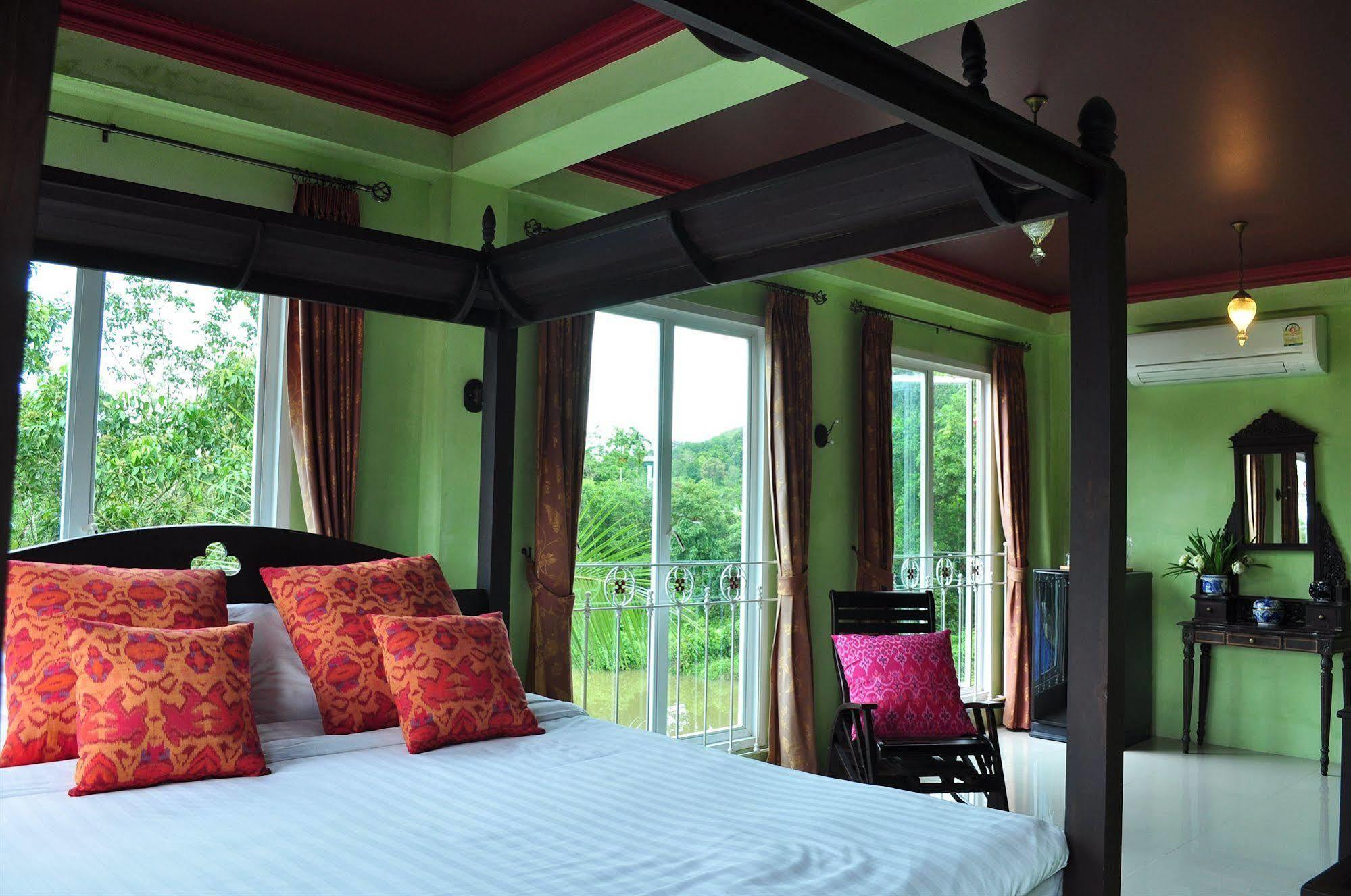Khaolak Boutique Hertitage Resort 3*