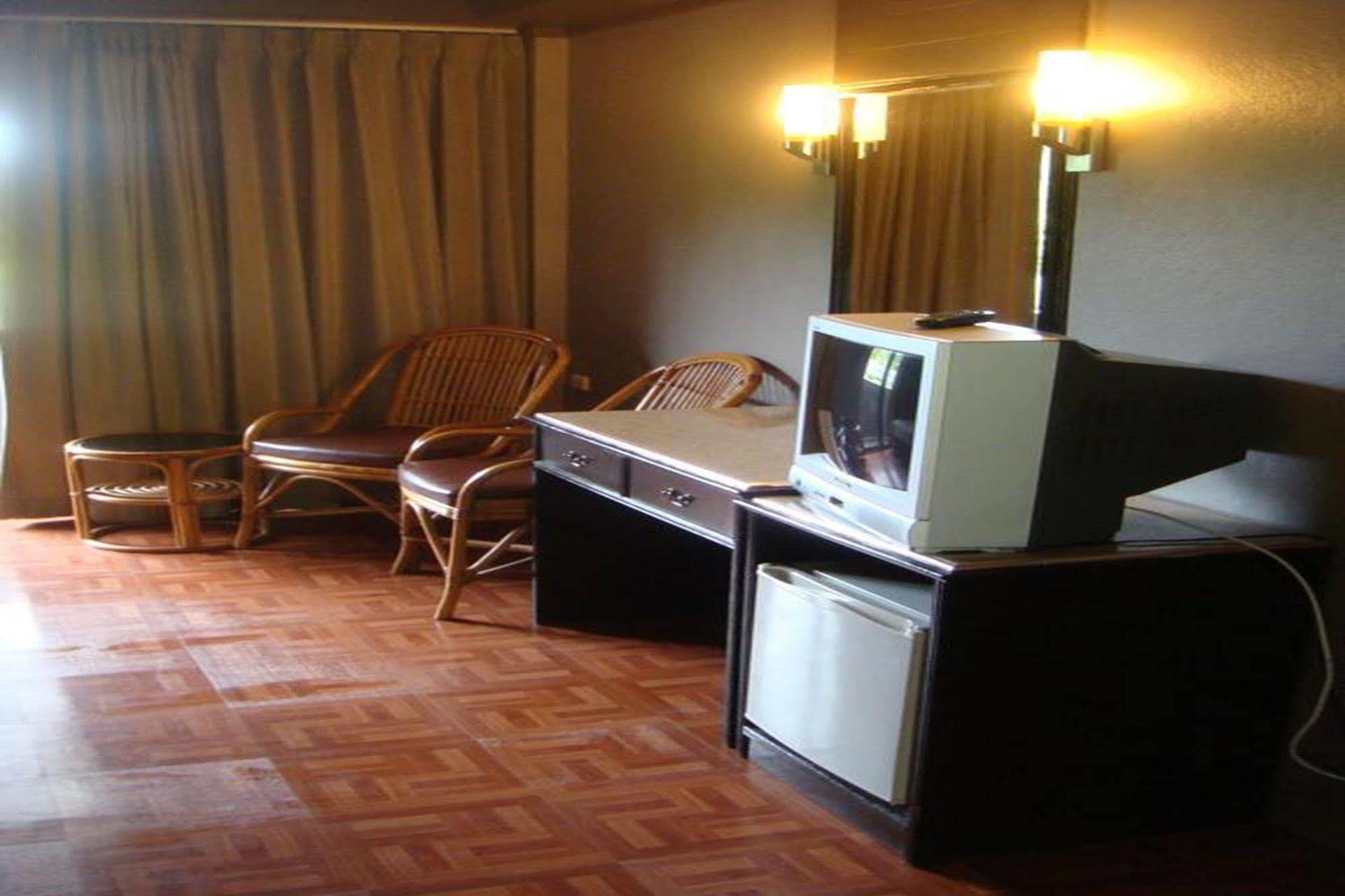 Pn Mountain And Krabi Hotel Ao Luek