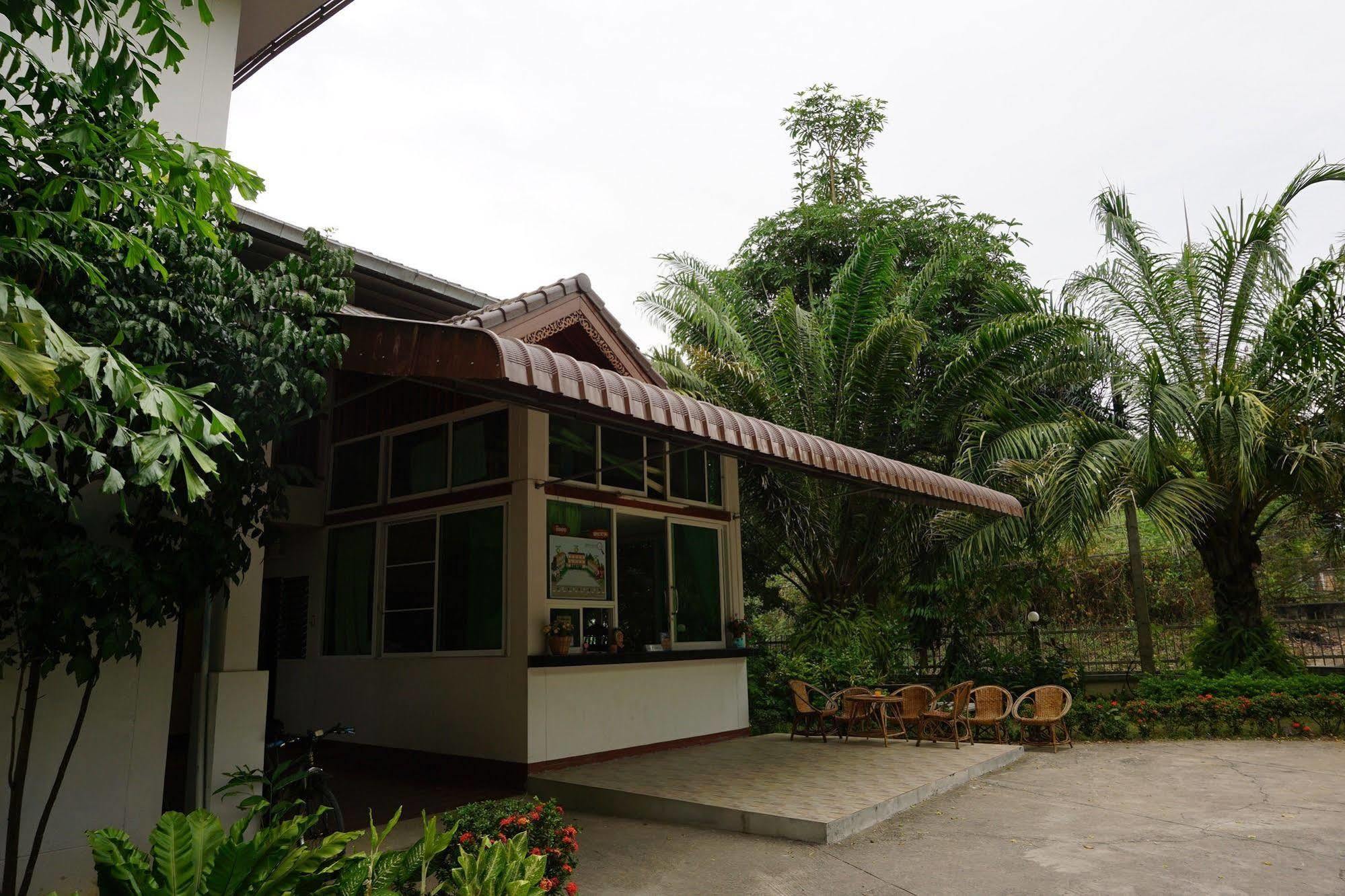 Hill Resort Pua