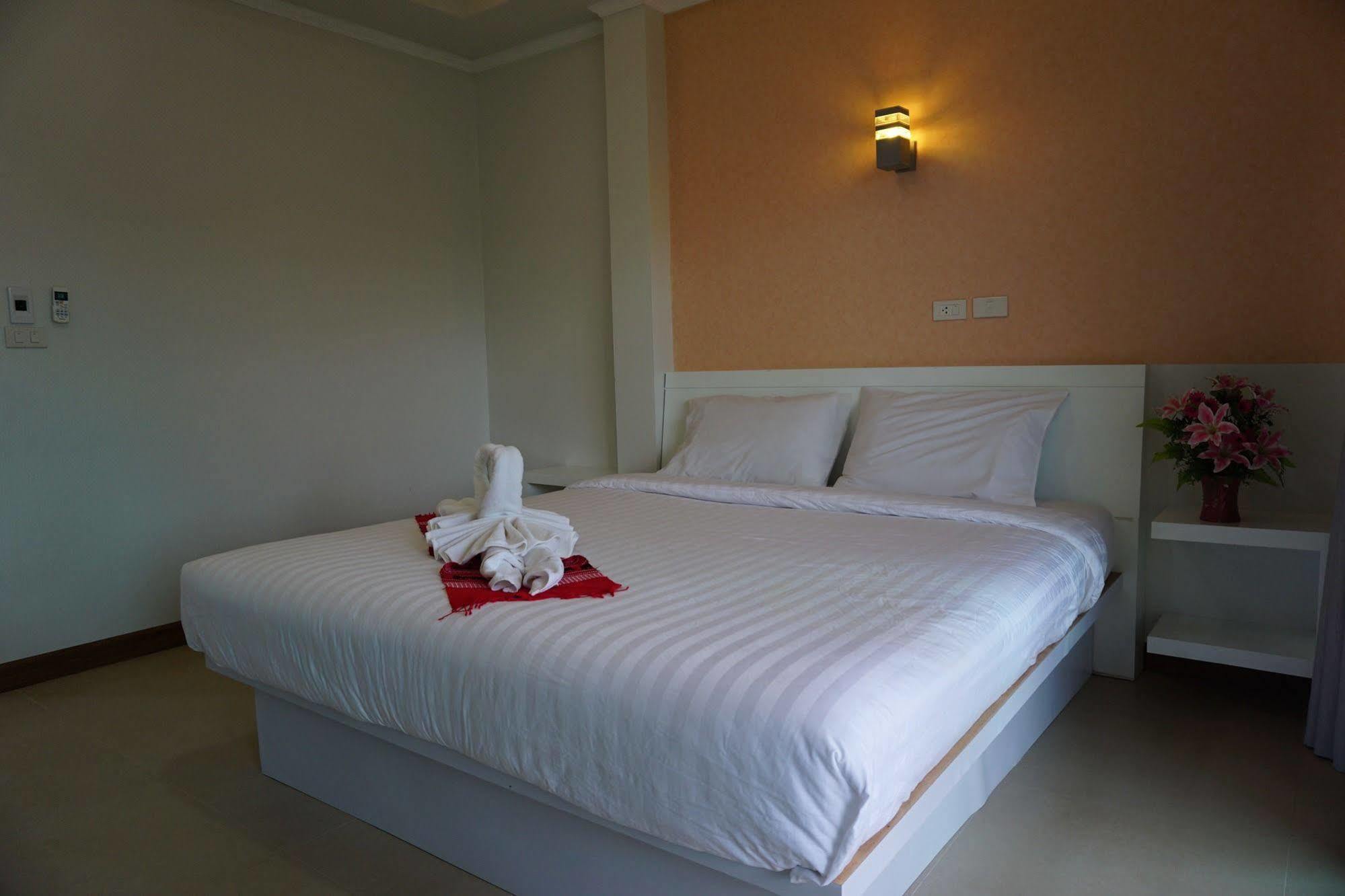 Hill Resort Pua