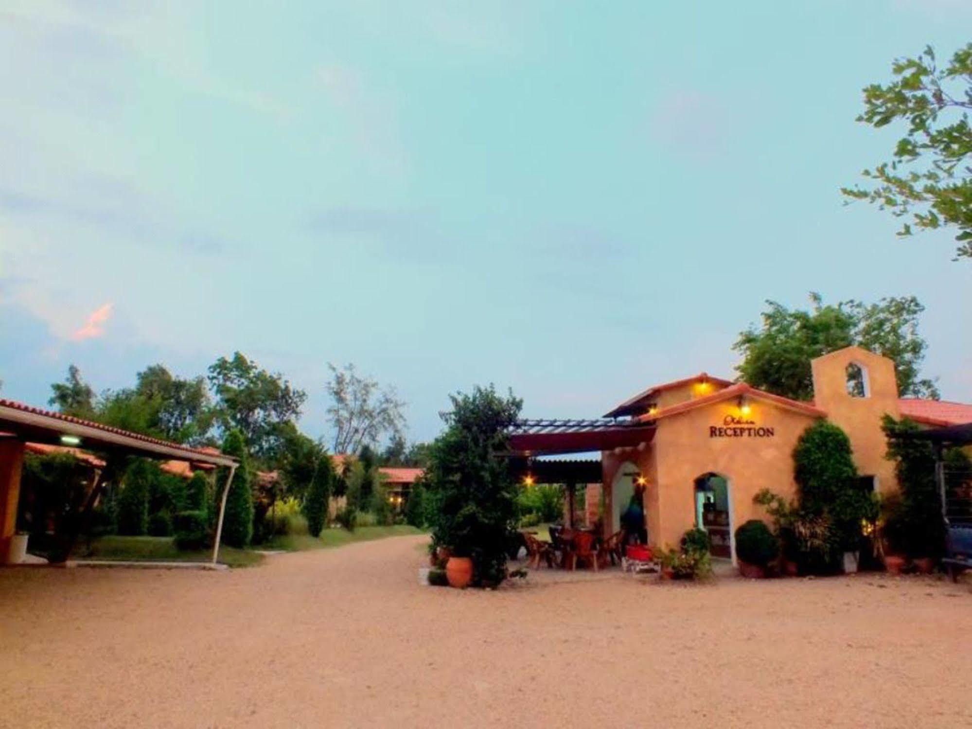 Tuscany Country 3* Suan Phueng