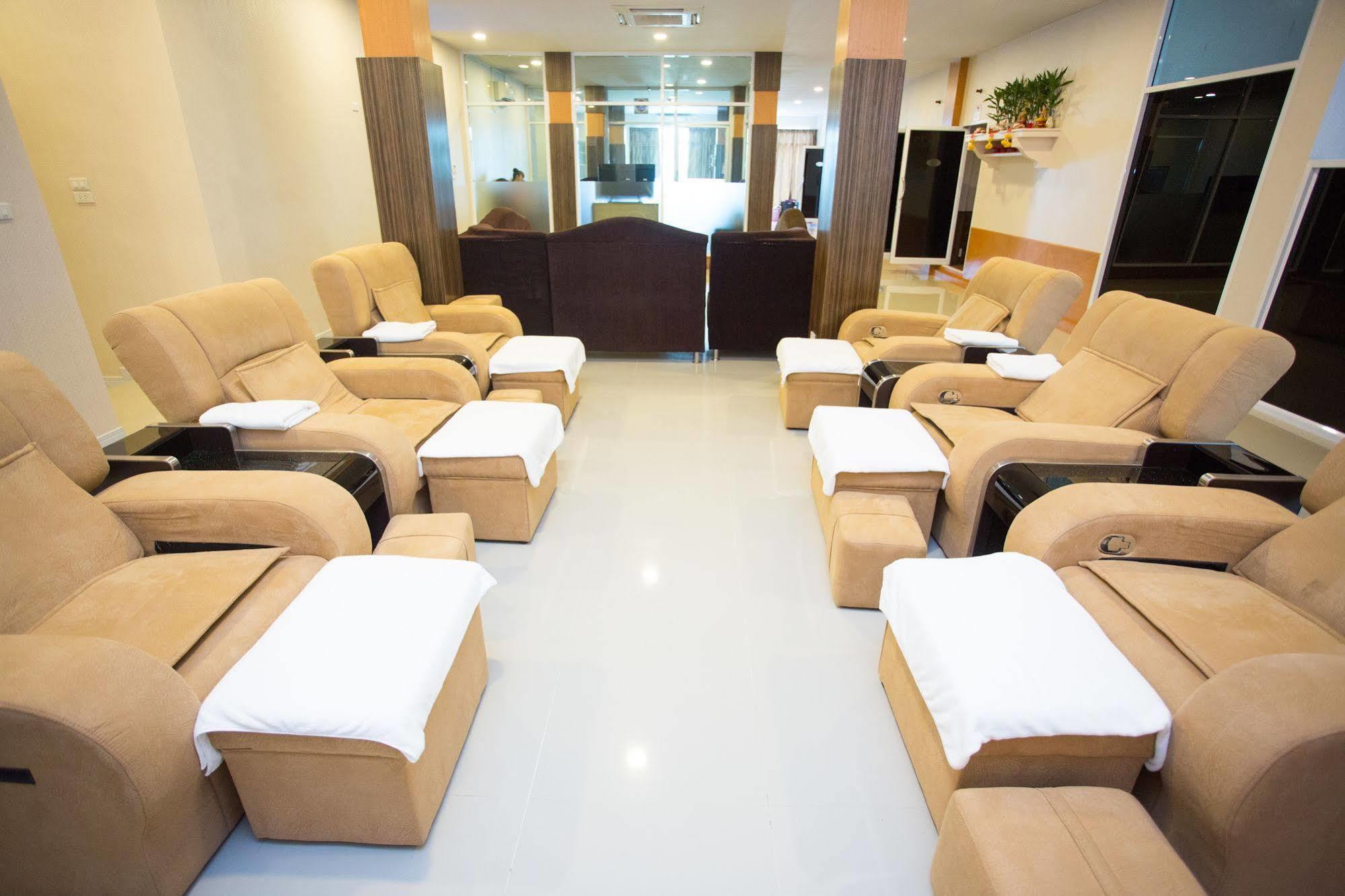 M Danok Hotel Sadao
