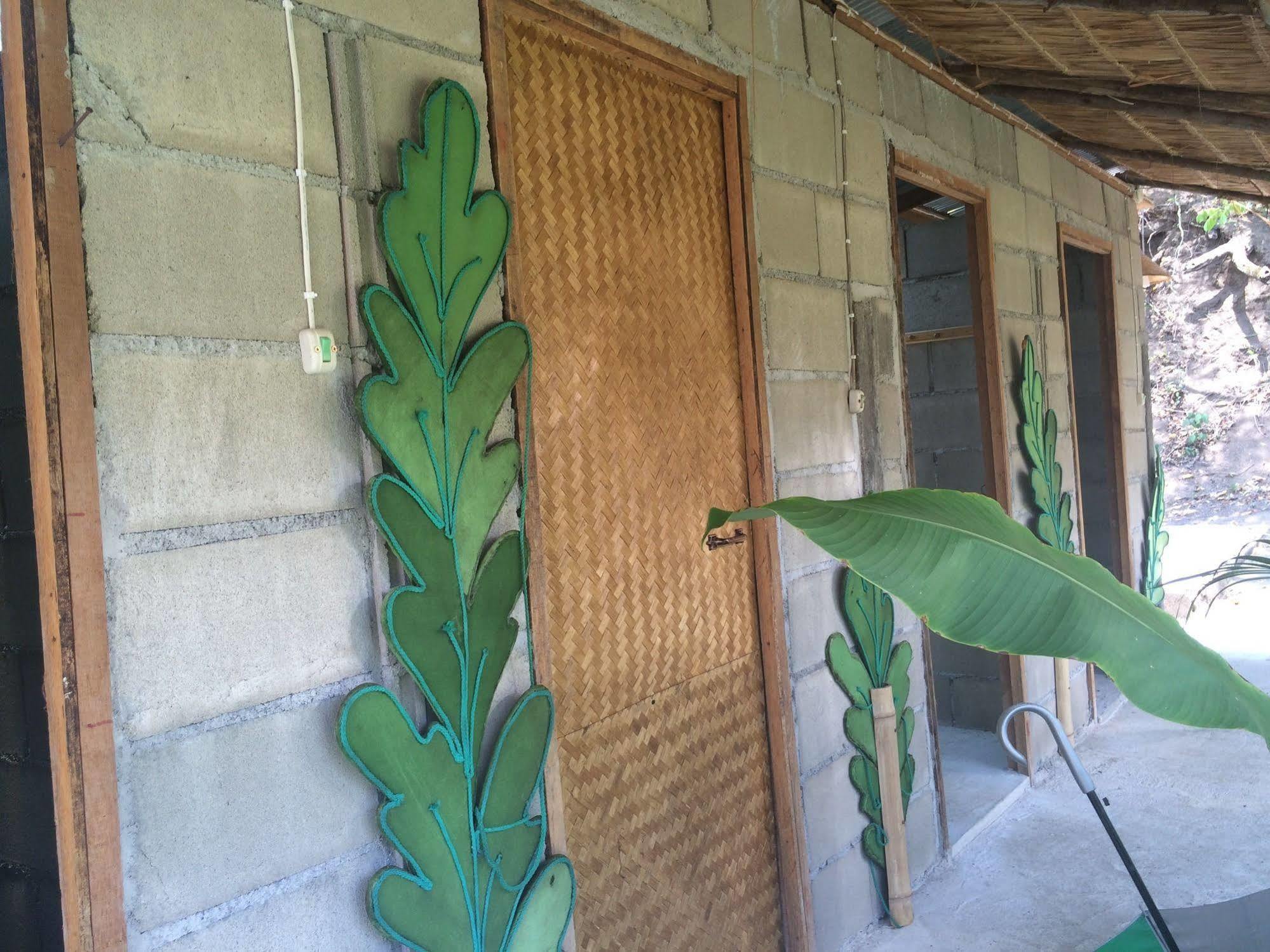 Bamboo Hut Pai