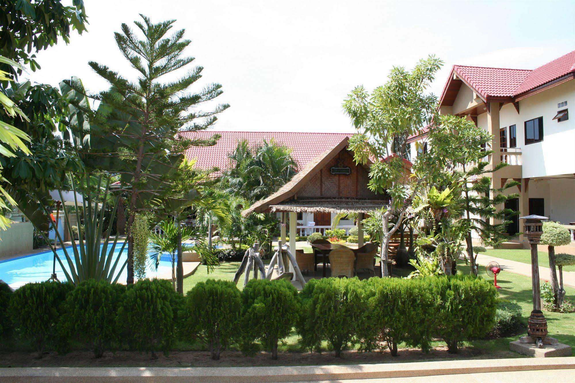 Long Resort 4*