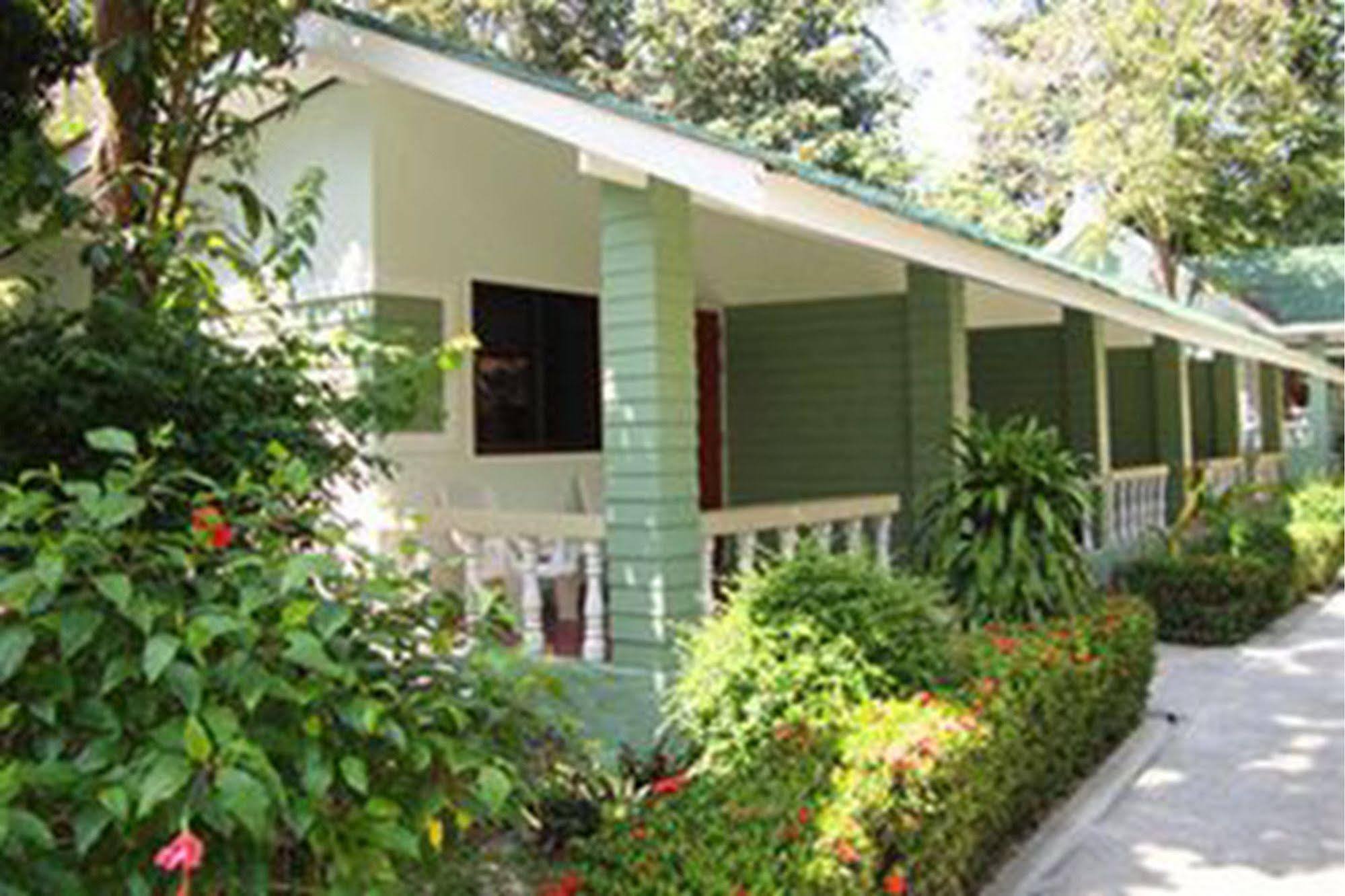 Malibu Samed 3* Koh Samet
