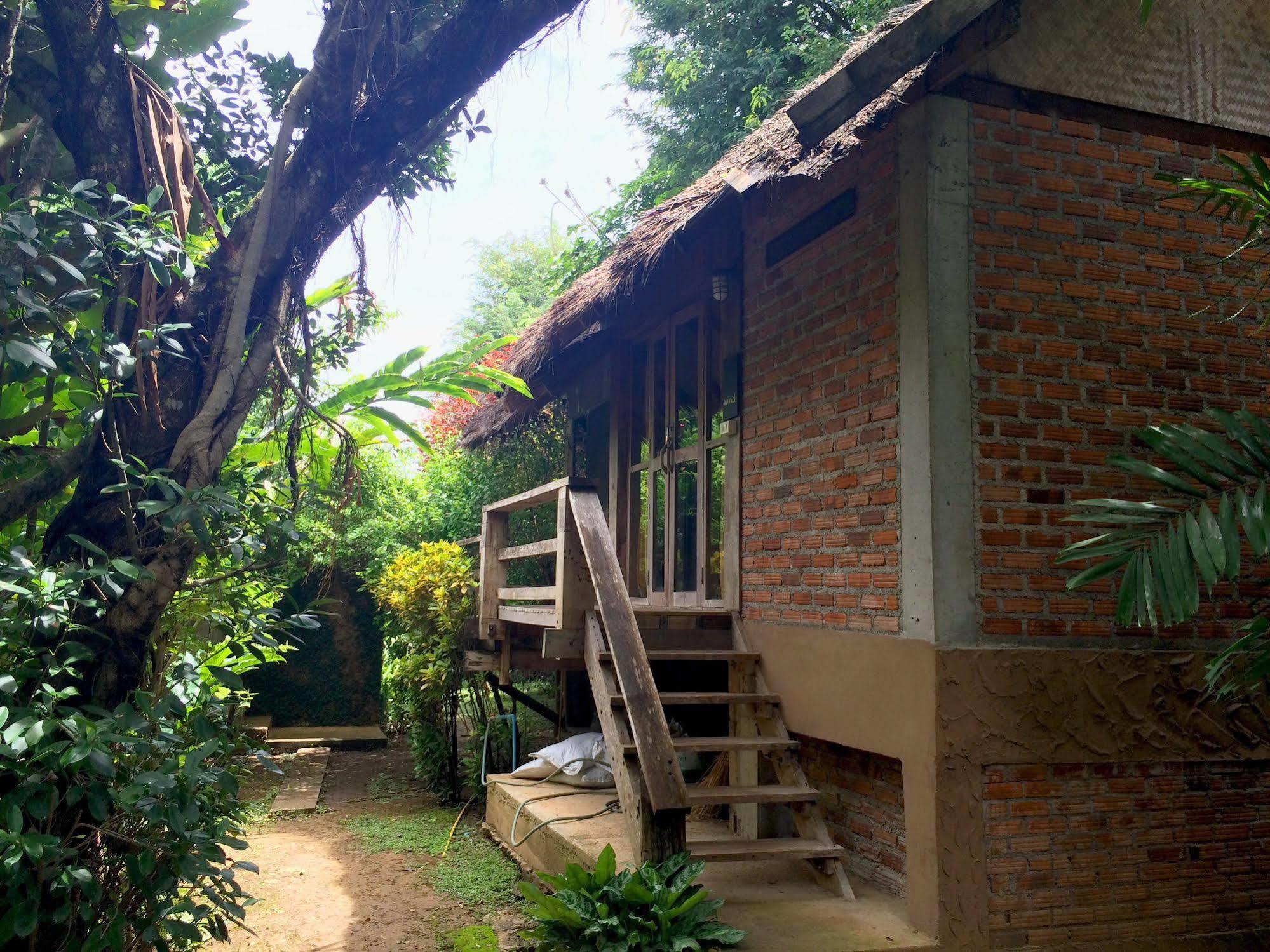 Sipsongpanna Hotel