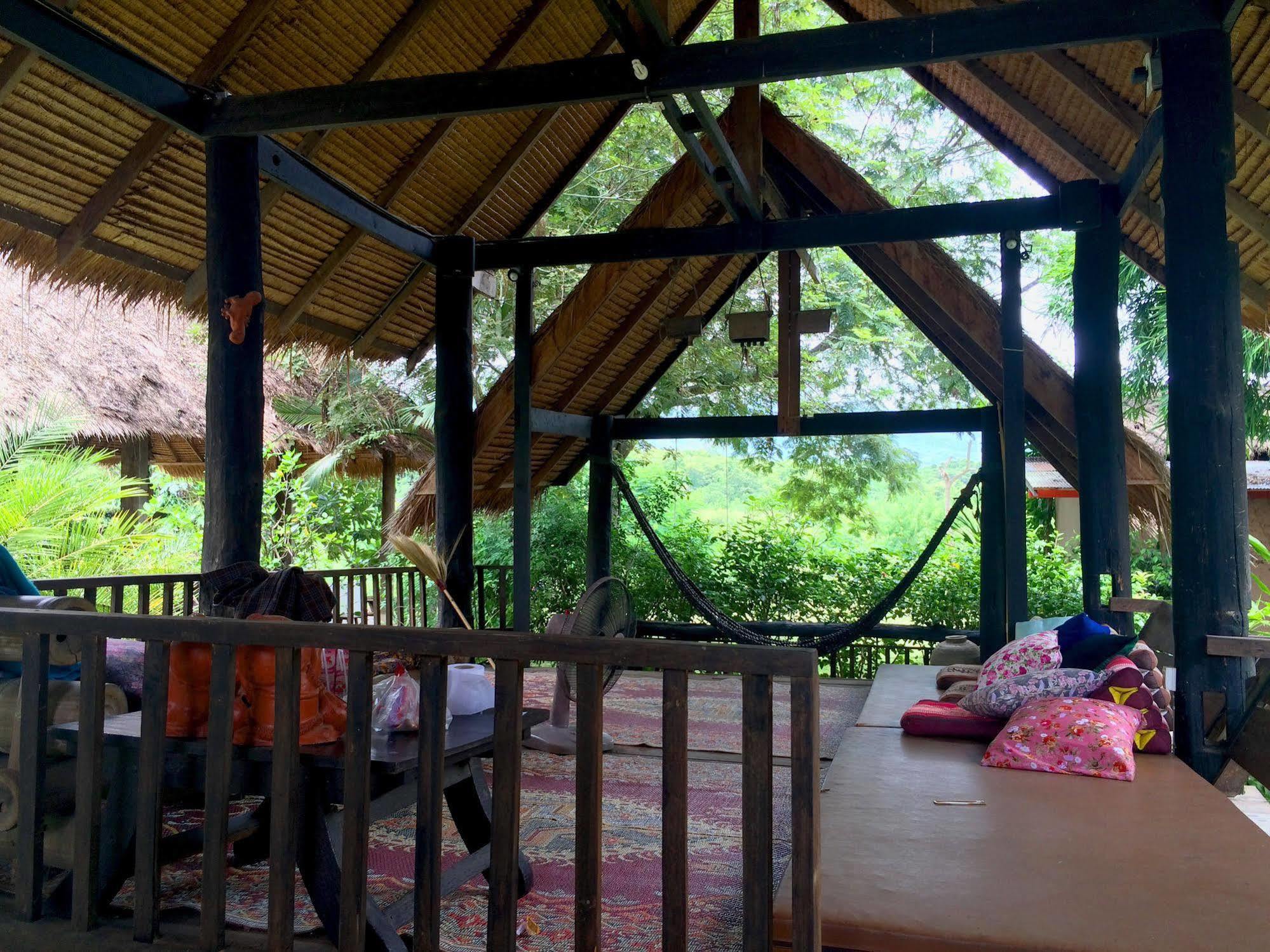 Hotel Sipsongpanna Pai