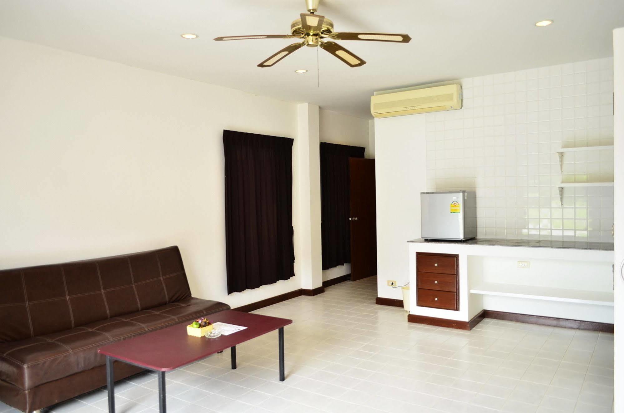 Phuket Siray Hut Resort 2*