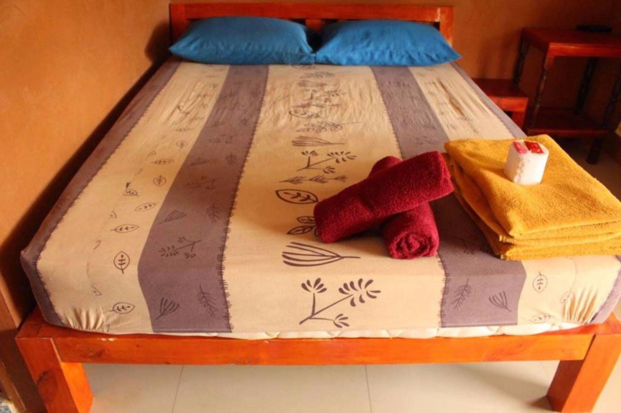 Miss Tim House Inn 2*
