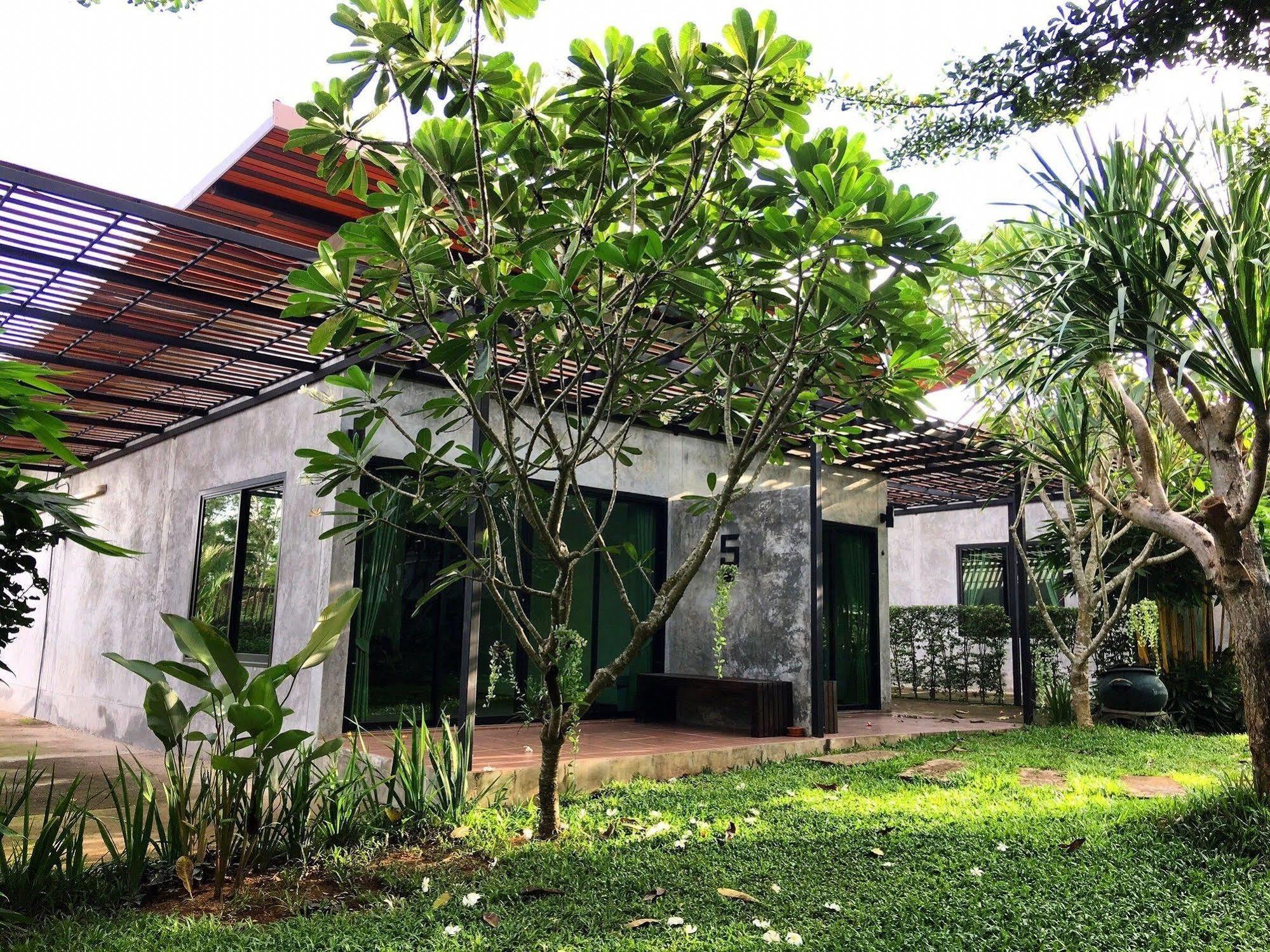 Baan Suan Leelawadee Resort 4*