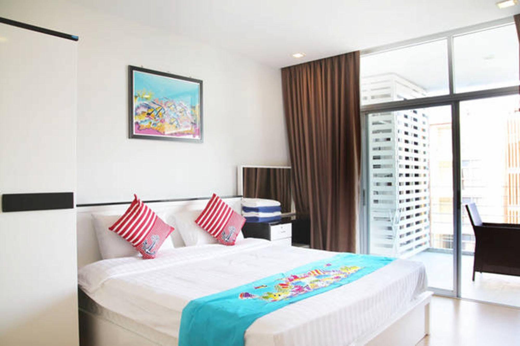 Apartment At Sea