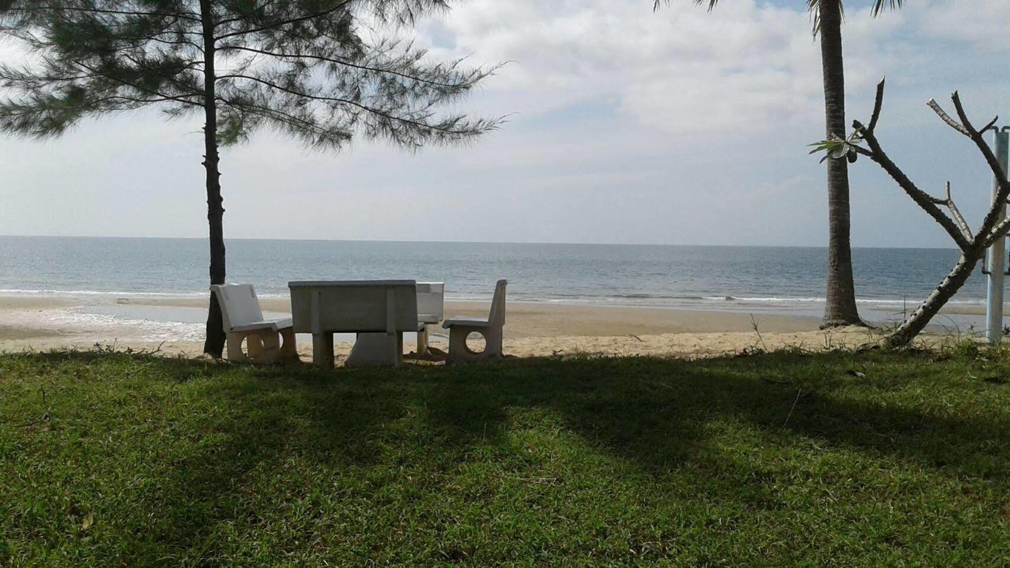 Malai-asia Resort Thap Sakae