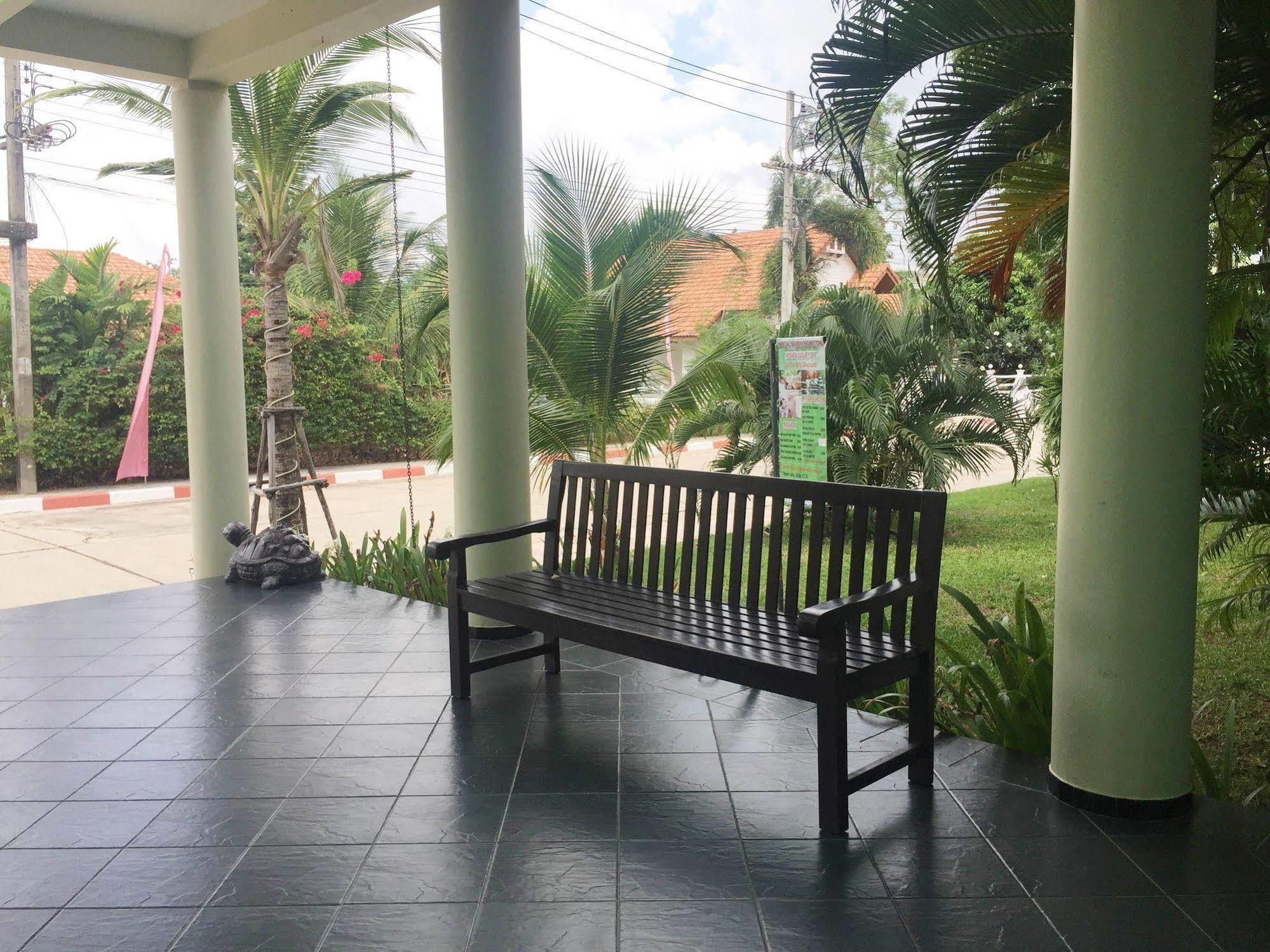 The Royal Tropical At Vip Chain 3*